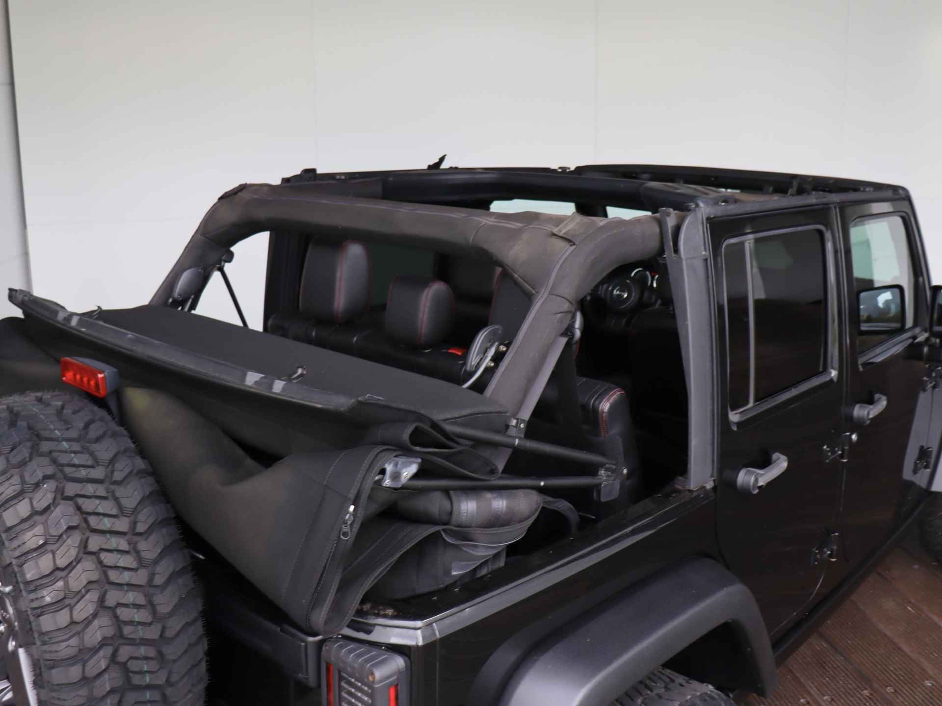 Jeep Wrangler Unlimited 2.8 CRD Sport | Soft Top | Radio | Leder | - 3/28