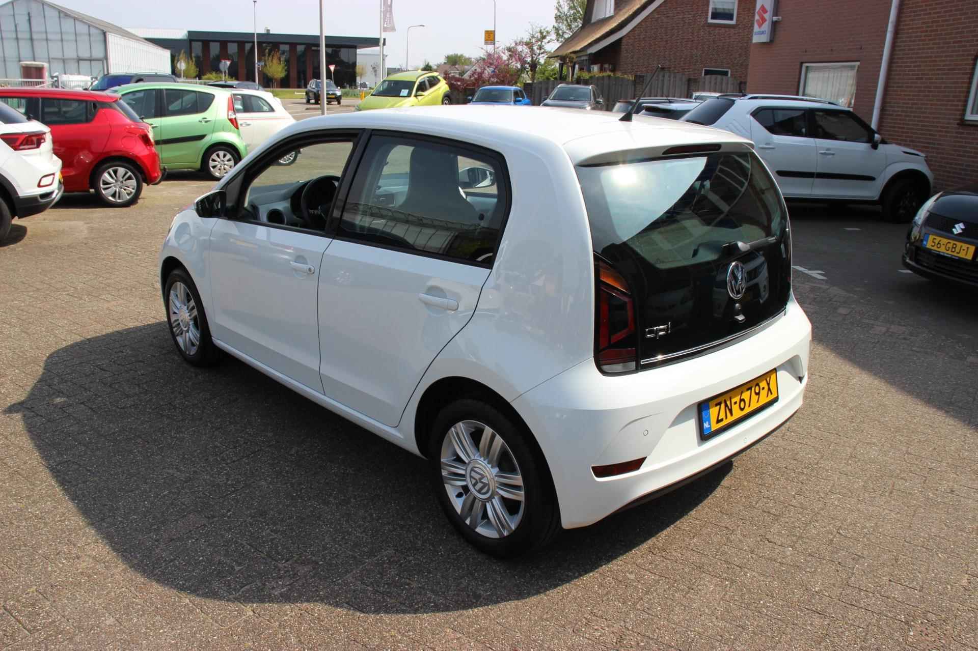 Volkswagen Up! 1.0 5drs high up! AUTOMAAT/CRUISE/PDC - 3/26