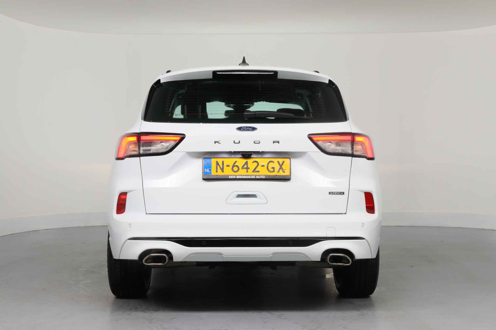 Ford Kuga 2.5 PHEV ST-Line | Navigatie | Cruise Control | Camera | Stoel/stuurverwarming | Keyless Entry&Go | 1e Eigenaar | Climate Contro - 6/35