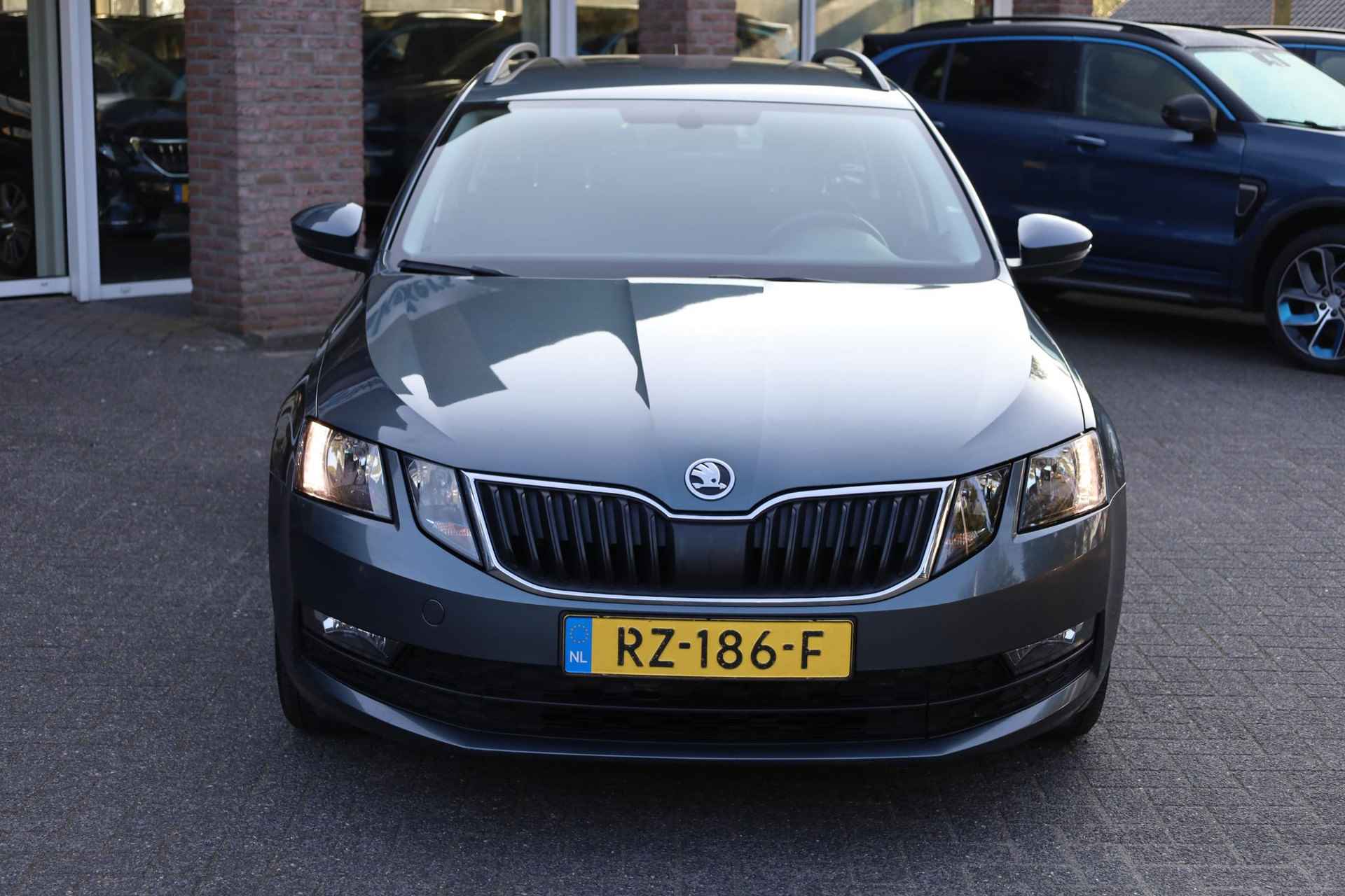 Skoda Octavia Combi 1.6 TDI Greentech Ambition - 38/46