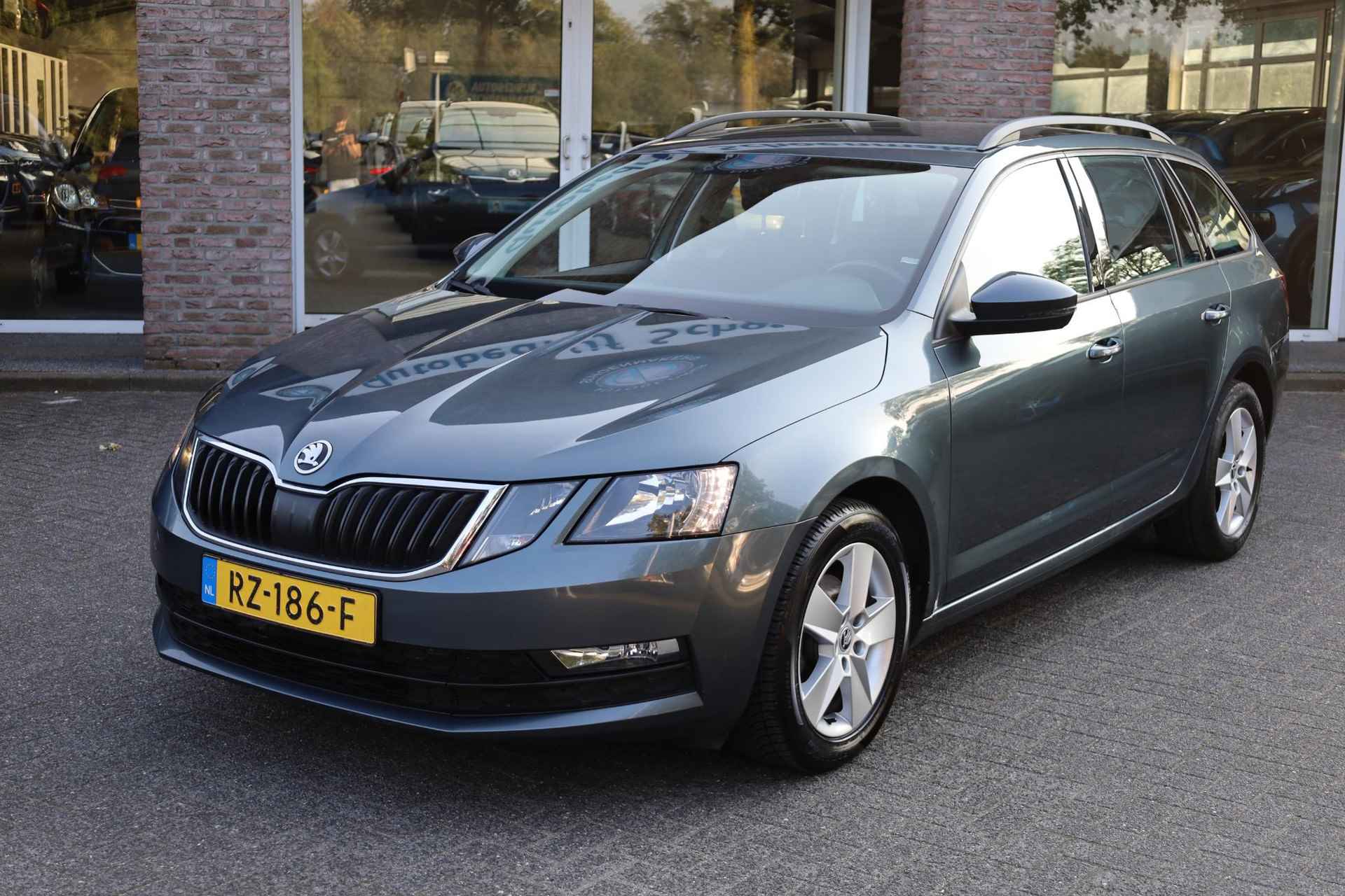 Skoda Octavia Combi 1.6 TDI Greentech Ambition - 44/46