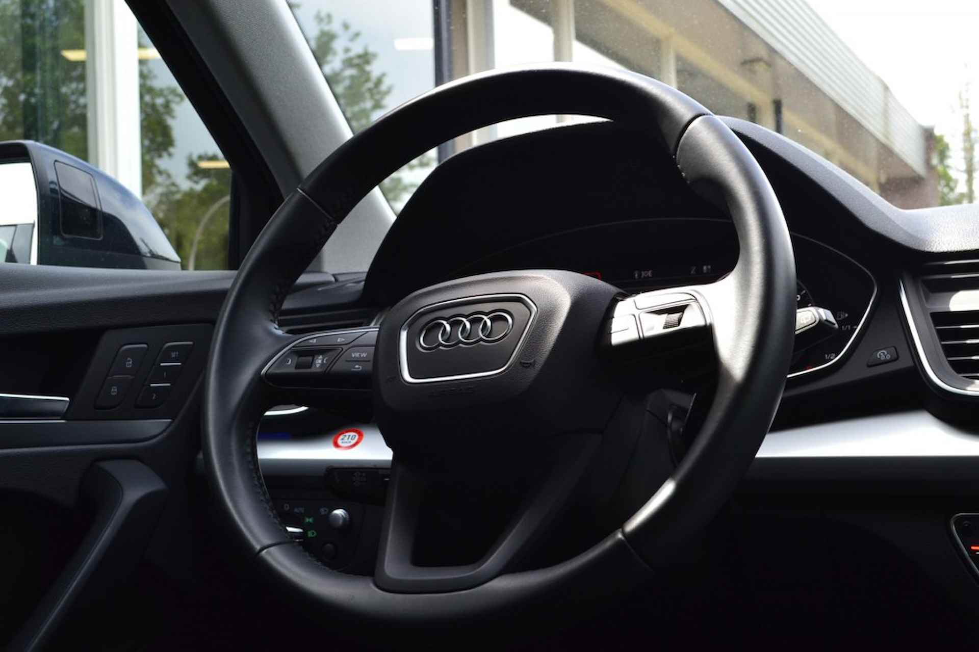 AUDI Q5 55 TFSI E QUATTRO S-Line Massage - Pano - Trekhaak - 13/20