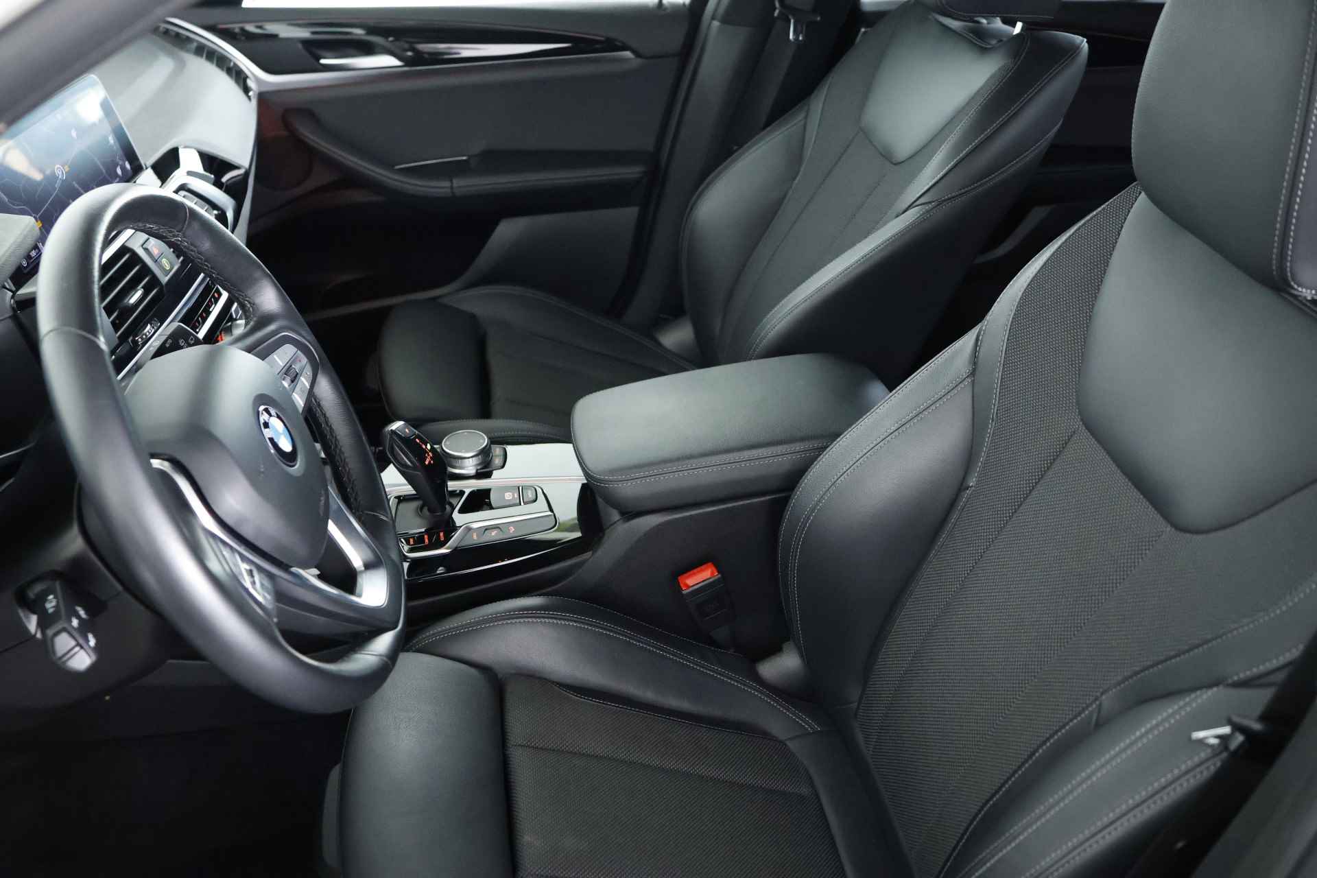 BMW X3 xDrive30e Executive / LED / Navi / Cam / Carplay - 6/36
