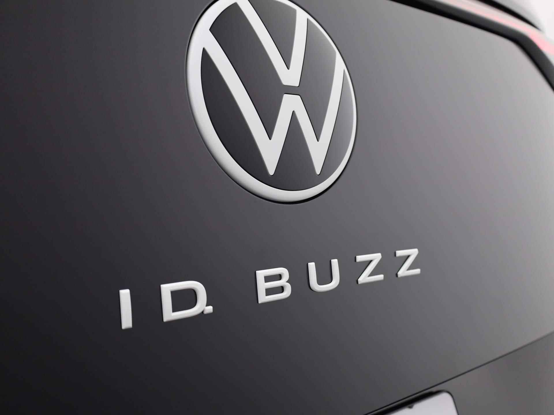 Volkswagen ID. Buzz Pro Advantage Elektromotor 150 kW / 204 pk Electr. aandrijving · Assistance pakket · Comfort pakket · Design pakket · MEGA Sale - 15/43