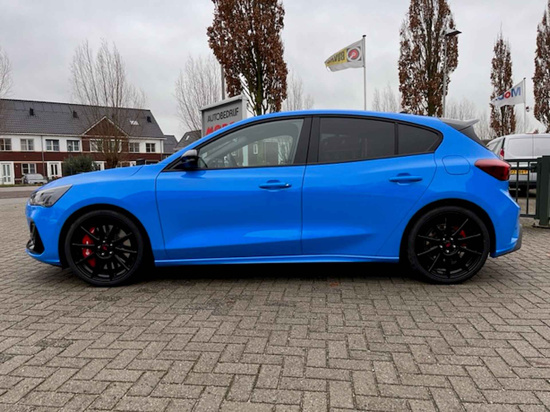 Ford Focus 2.3 EcoBoost ST-X EDITION LIM. 2.3 ECOBOOST SPEC. ! - 4/37