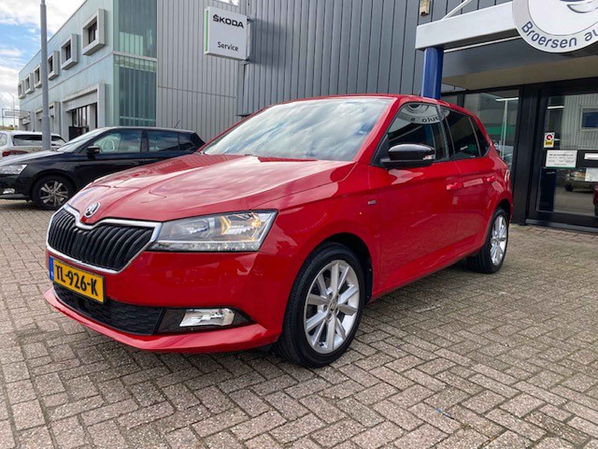 SKODA Fabia 1.0 TSI 95pk Clever met Smartlink, Navi en climatronic - 4/37