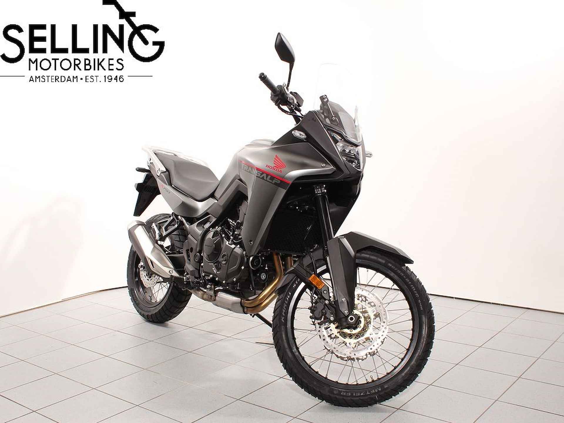 Honda XL 750 Transalp NHC64 Mat Iridium Gray Metallic - 2/6