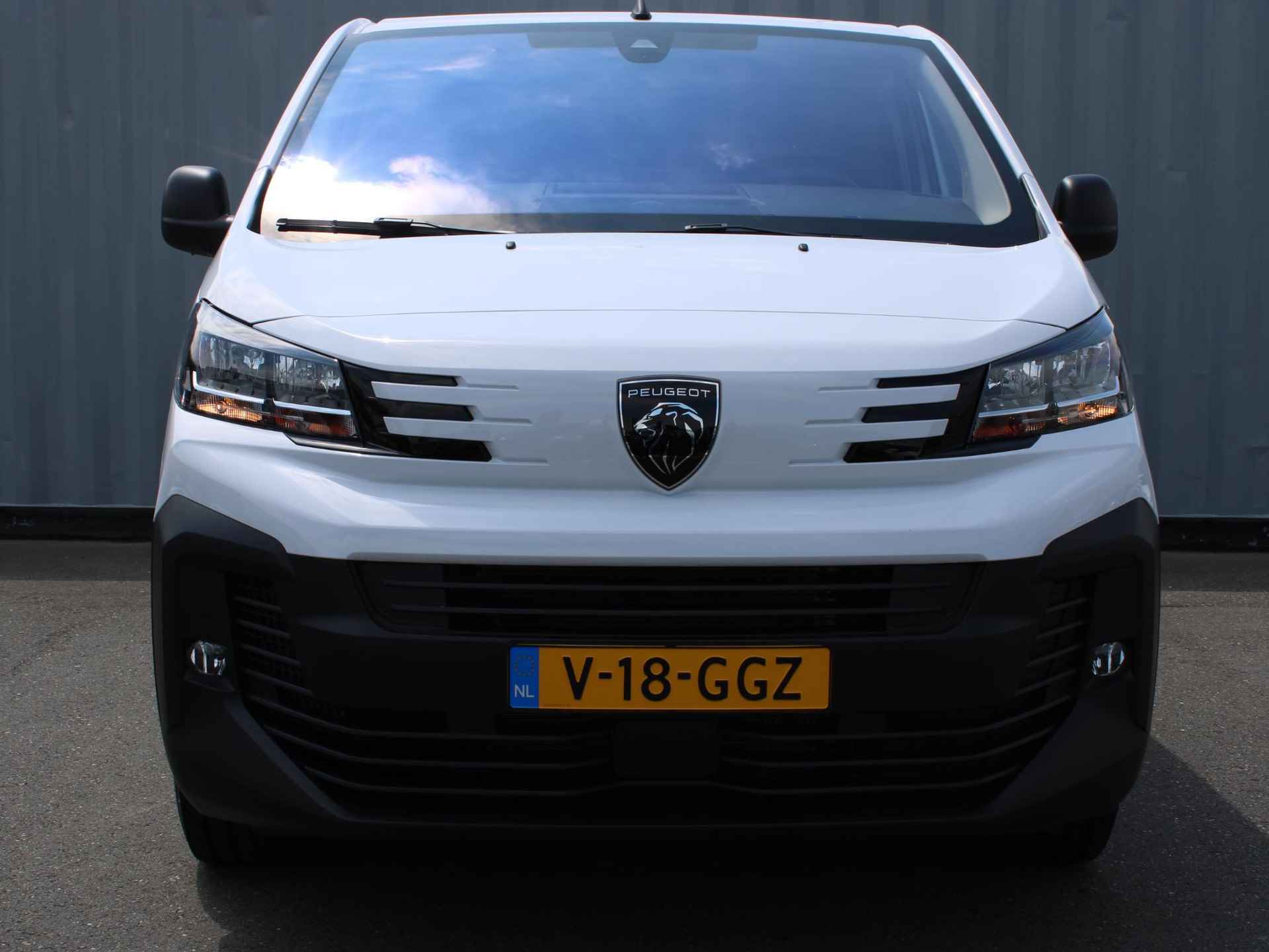 Peugeot Expert 2.0 BlueHDi 145 L2 Camera / Navigatie - 2/23