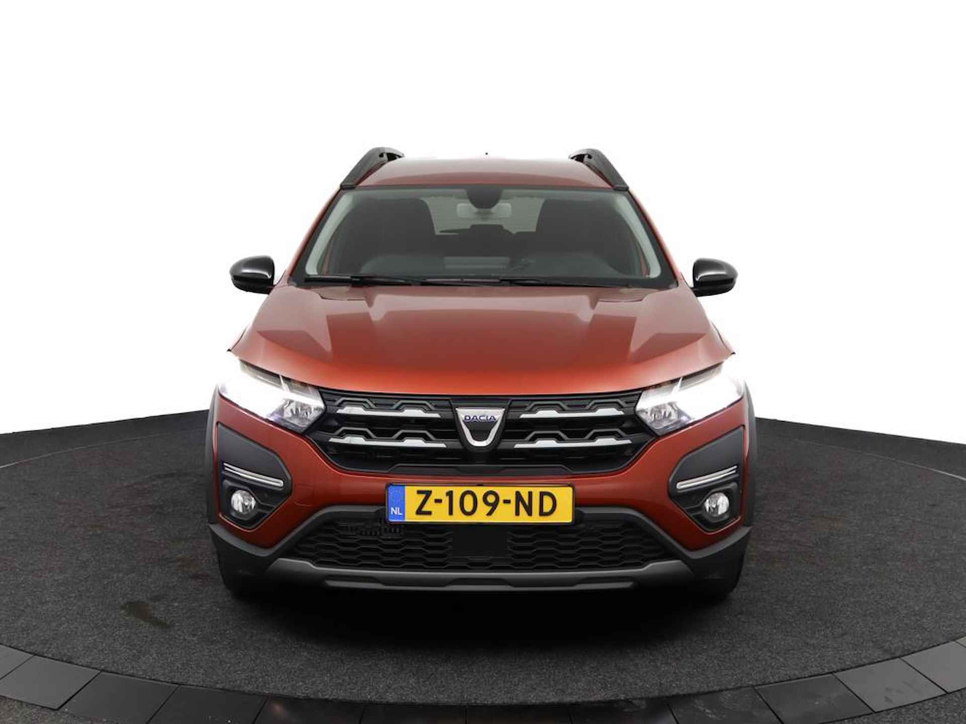 Dacia Jogger 1.0 TCe Extreme 5p. Stoelverwarming | Apple Carplay/Android Auto NAVI | Dakrails/Dakdragers | Climate Control | Cruise-Control | Kofferbakbescherming - 2/48