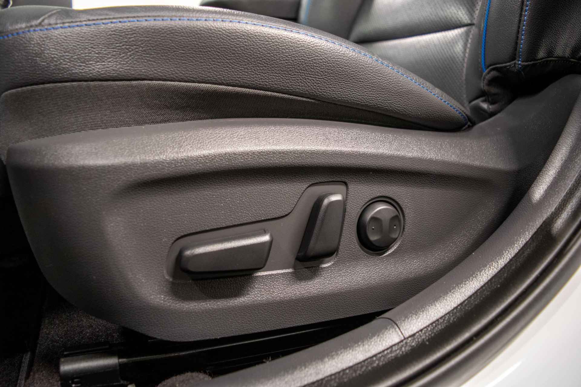 Hyundai IONIQ 1.6 GDi First Edition Automaat Leder | Schuifdak - 22/40