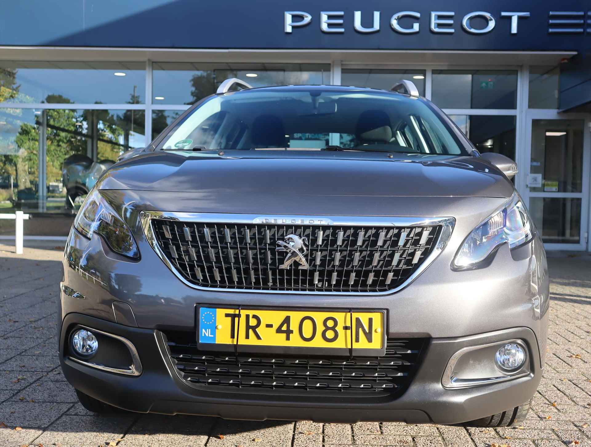 PEUGEOT 2008 SUV Blue Lion PureTech 82pk, Rijklaarprijs, Navigatie Bluetooth Sensoren - 17/56