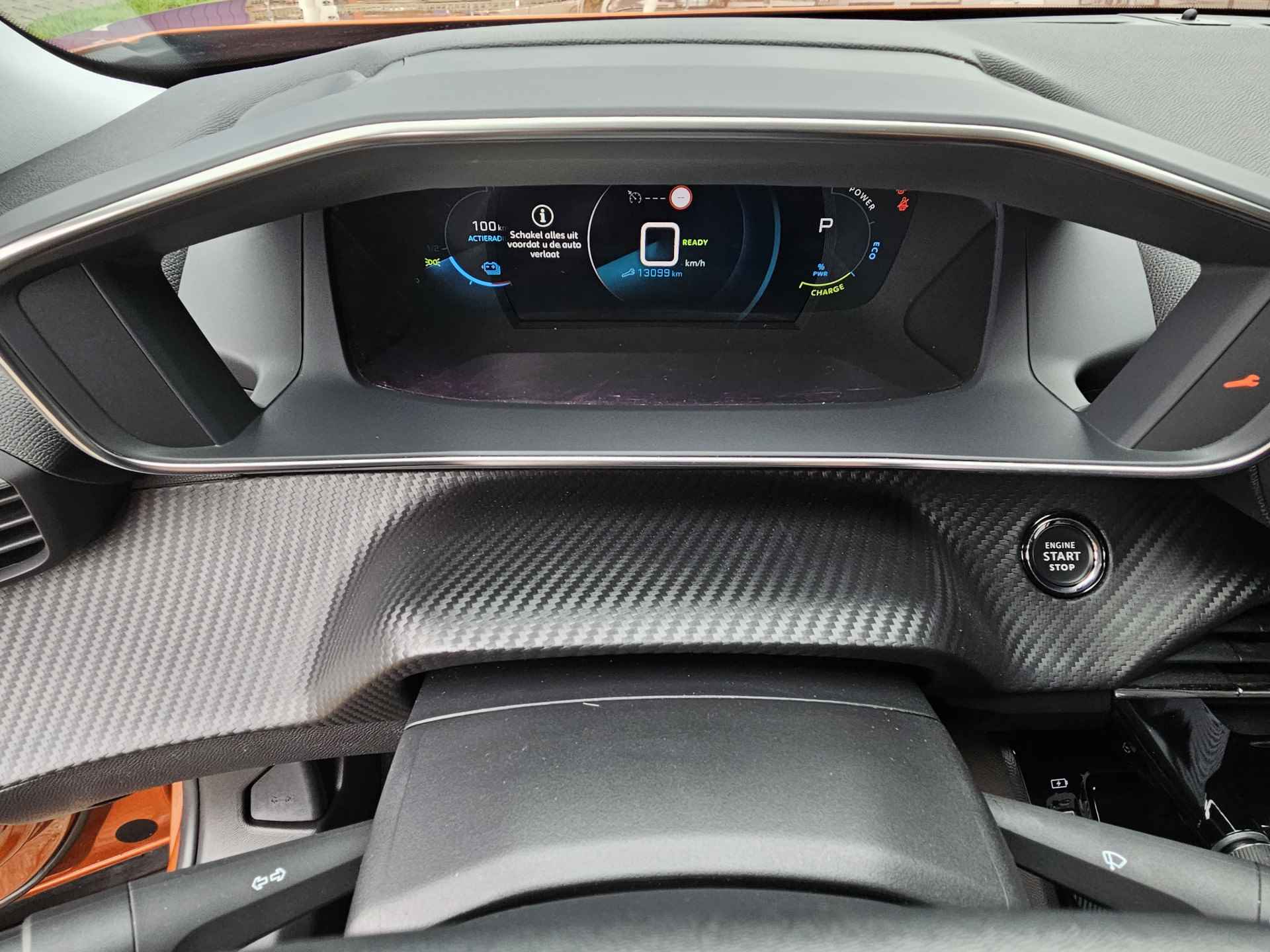 Peugeot e-2008 EV Allure Pack 50 kWh | Parkeercamera | Climate Control | Apple Carplay&Android Auto - 18/34