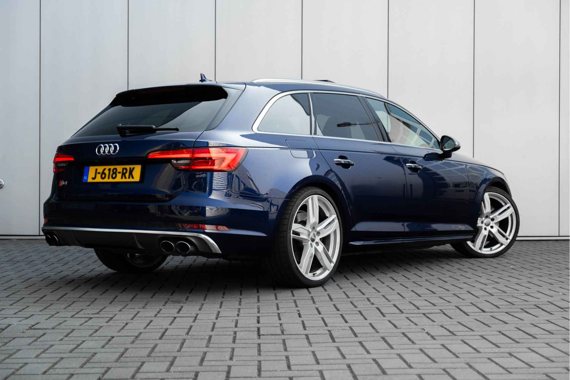 Audi A4 Avant S4 Pro Line Plus 3.0 260 kW / 354 pk FSI Avant 8 versn. Tiptronic quattro - 3/65