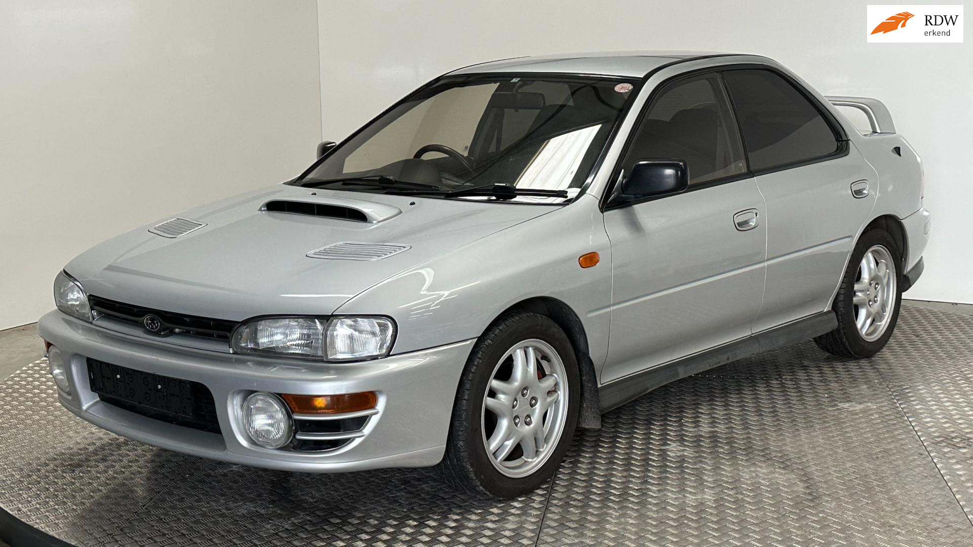 Subaru Impreza 2.0 555 AWD Turbo JDM Fase 1 closedek 260pk gc8 rally colin mcrea