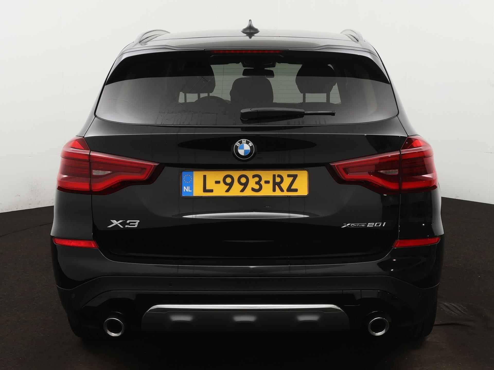 BMW X3 xDrive20i High Executive 184 PK | Automaat | Navigatie | Cruise Control | Climate Control | Stoelverwarming | Parkeersensoren | Rijprofielen | LED | Leder | Lichtmetalen velgen | Privacy glass | - 5/27