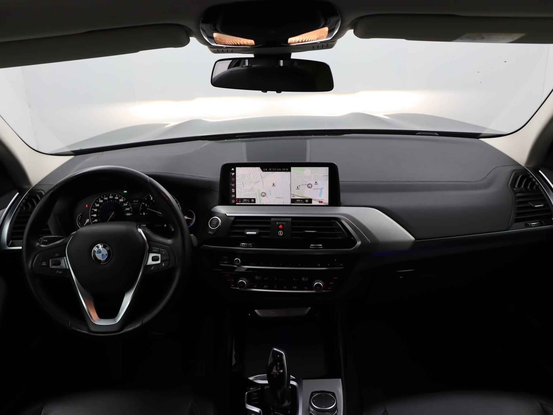 BMW X3 xDrive20i High Executive 184 PK | Automaat | Navigatie | Cruise Control | Climate Control | Stoelverwarming | Parkeersensoren | Rijprofielen | LED | Leder | Lichtmetalen velgen | Privacy glass | - 10/27