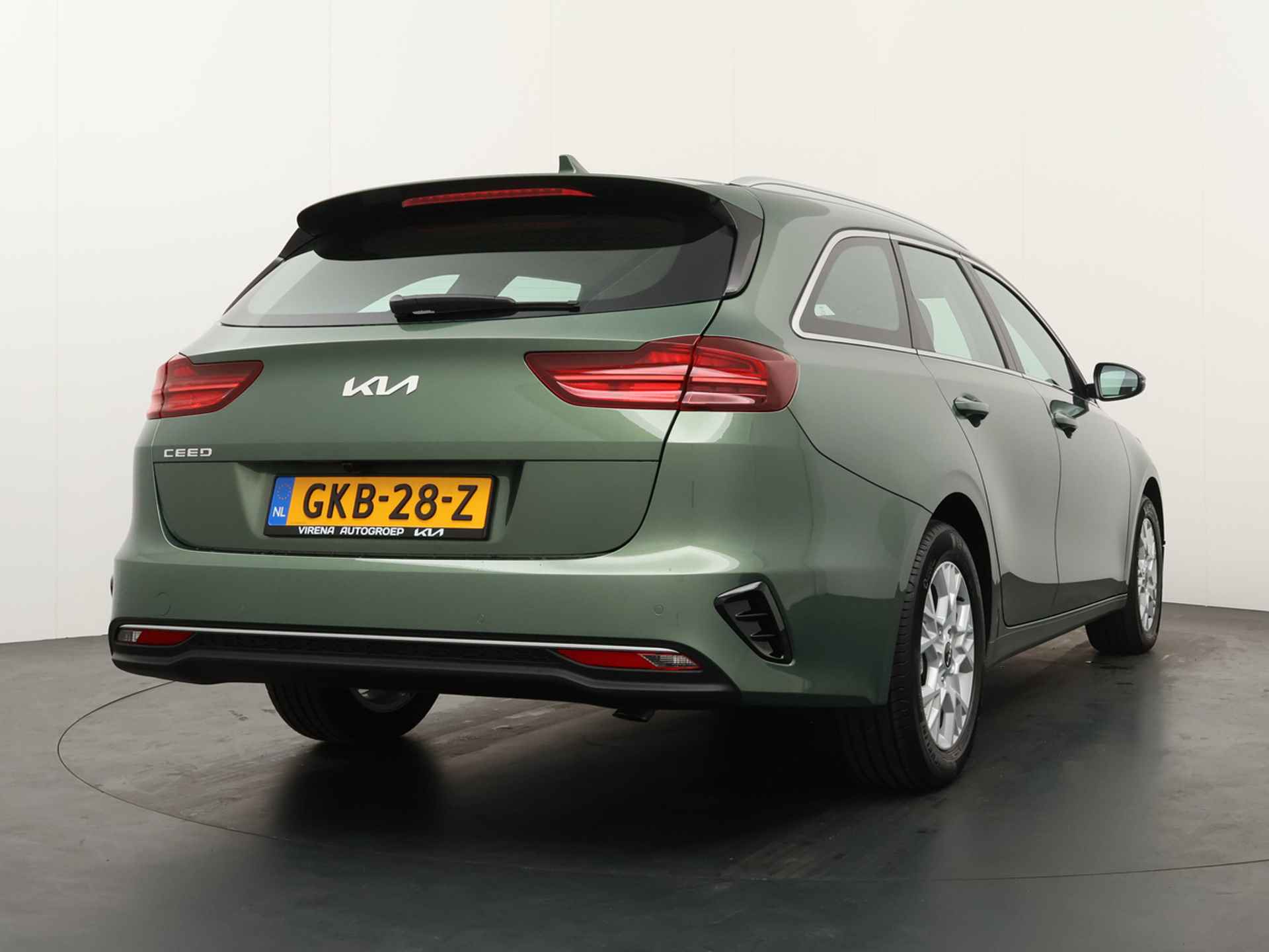 Kia Ceed Sportswagon 1.5 T-GDi DynamicLine Automaat! - Adaptieve Cruise Control - Bluetooth - LED Verlichting - Achteruitrijcamera - Grootlichtassistentie - Fabrieksgarantie Tot 2031 - 6/47