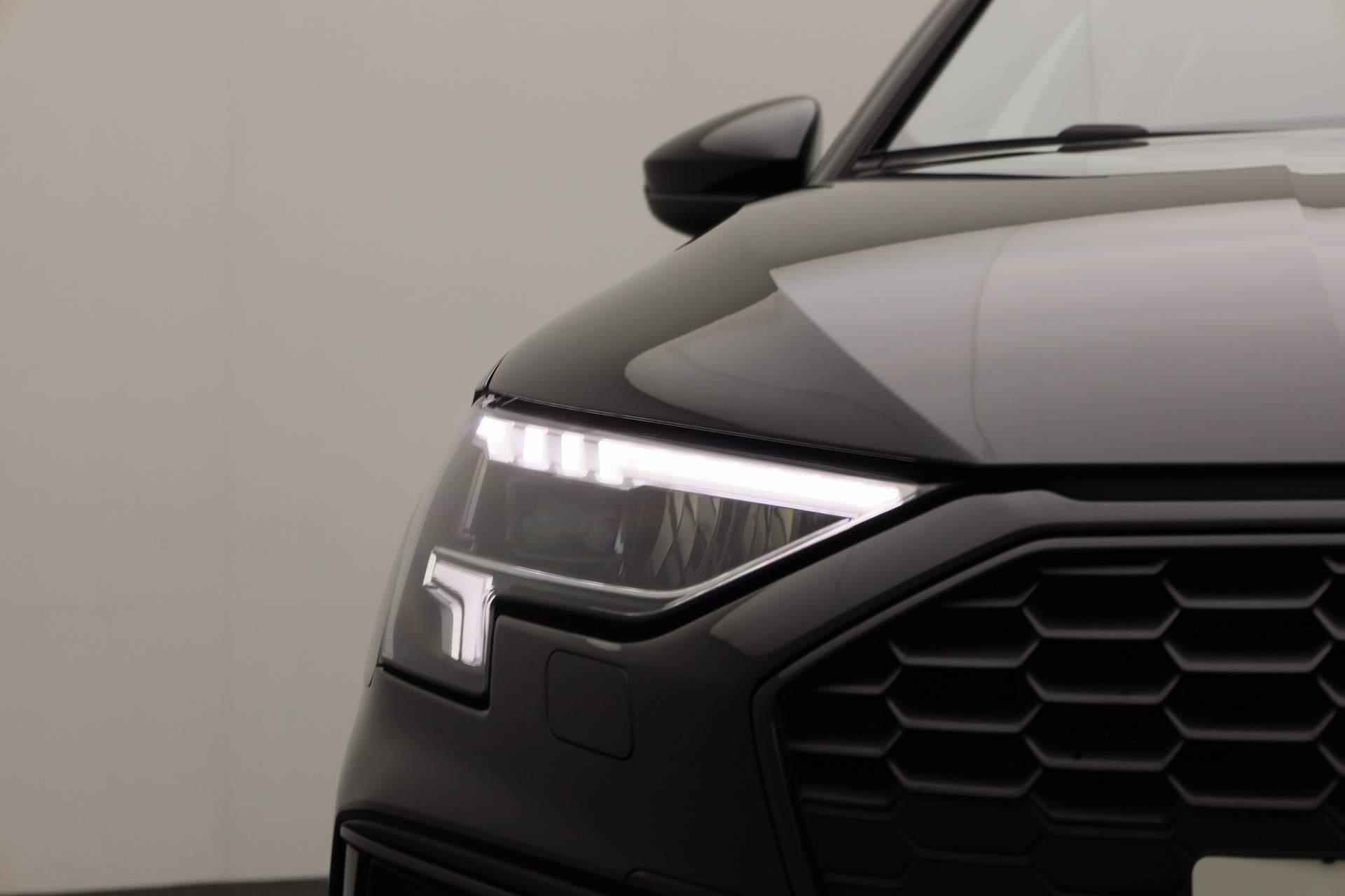 Audi A3 Sportback 30 TFSI 110PK S-tronic edition | Navi | Cruise | Clima | 17 inch | Full LED | Zwart optiek - 13/42