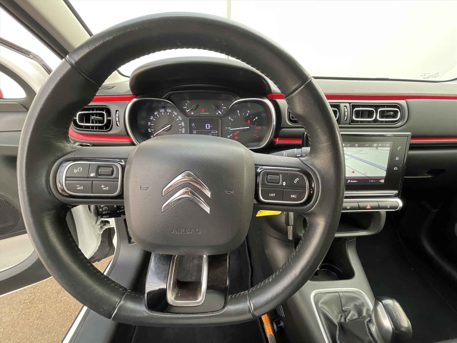 CITROEN C3 1.2  82pk Shine Camera/Navi en Carplay - 10/17