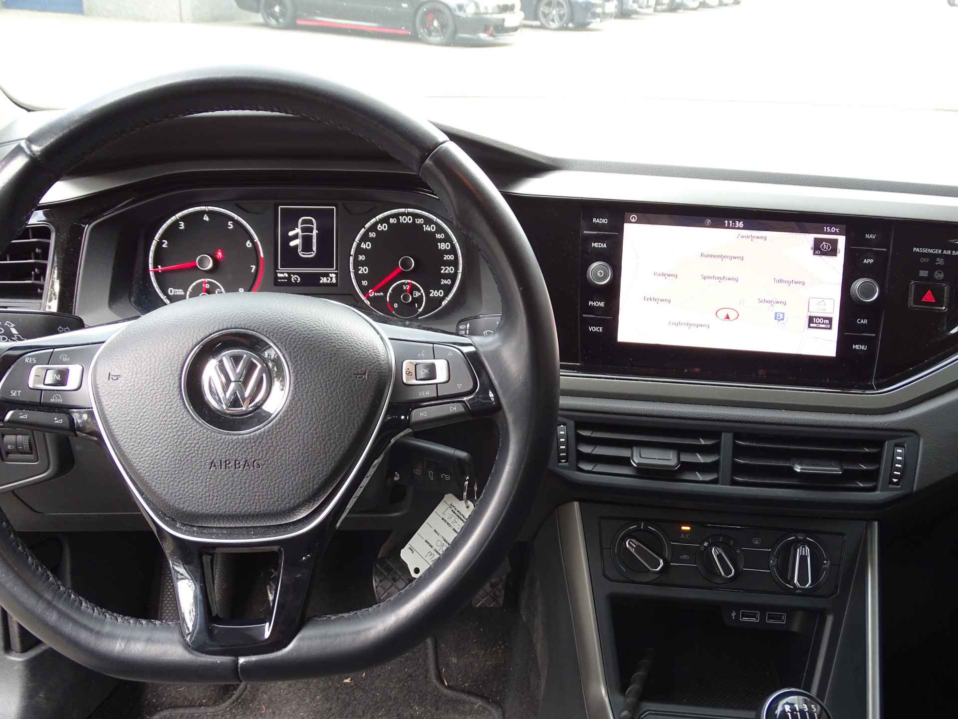 Volkswagen Polo 1.0 MPI Comfortline NAV LM VELGEN - 3/31