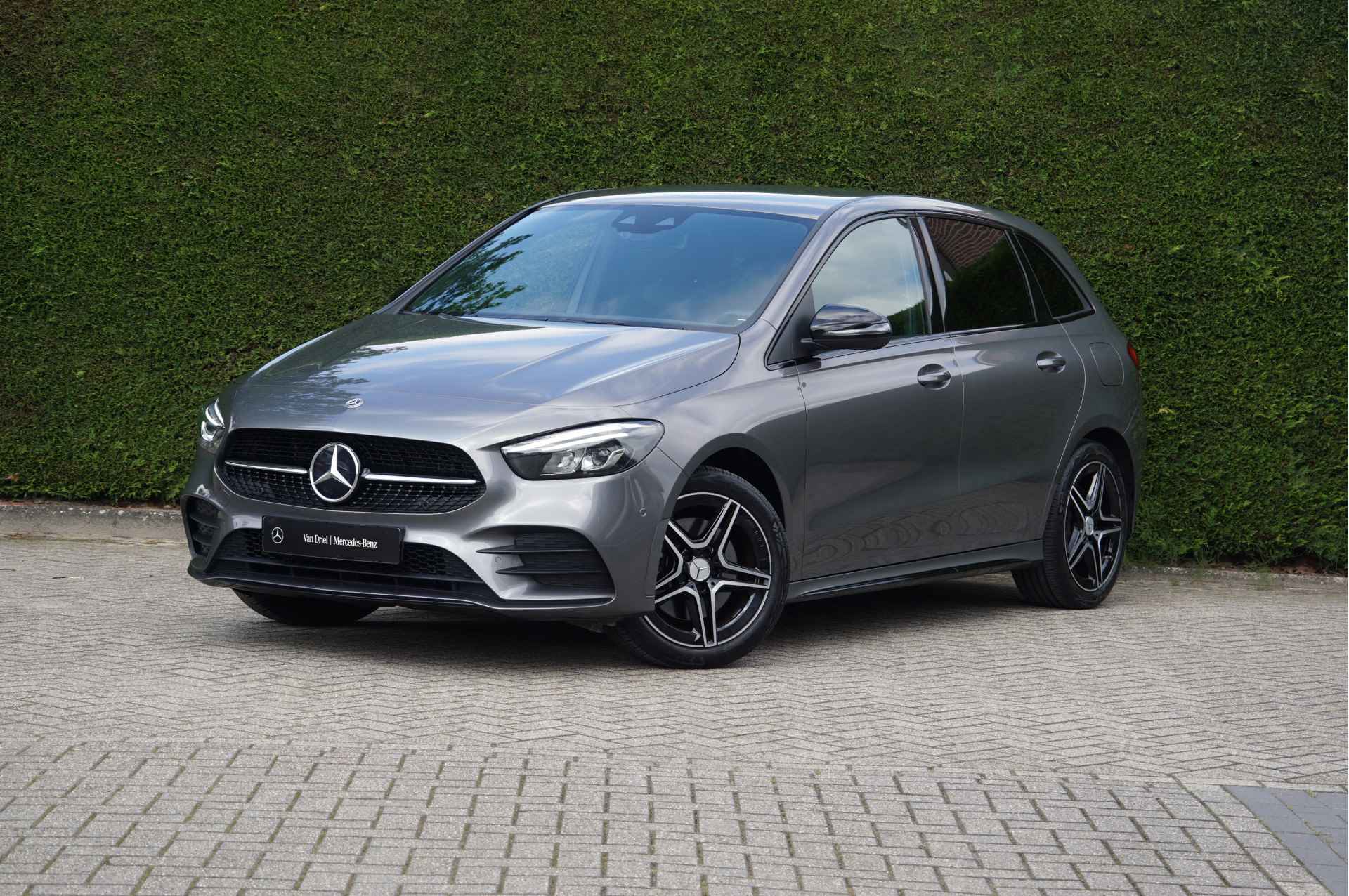 Mercedes-Benz B-Klasse B 250 e AMG Line Night | Camera Trekhaak LED Sound Stoelverwarming - 22/53