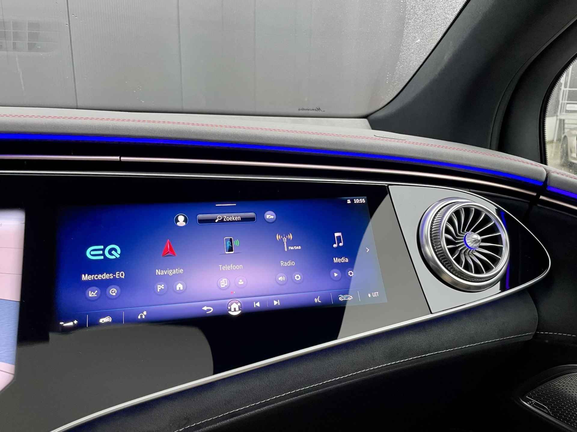 Mercedes-Benz EQS SUV 580 4MATIC | 7P | Hyperscreen | Trekhaak | Head-Up Display | 360° Camera | Memorystoelen Verwarmd - 32/44