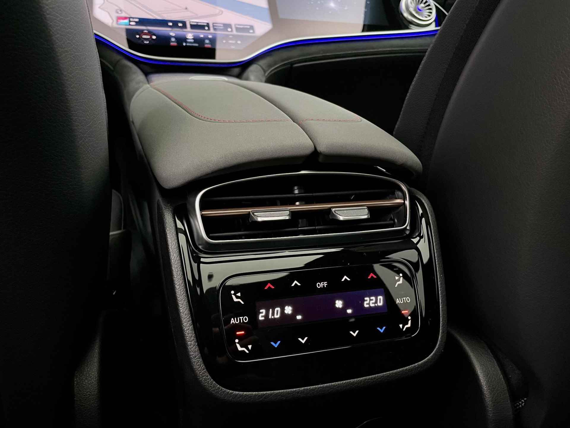Mercedes-Benz EQS SUV 580 4MATIC | 7P | Hyperscreen | Trekhaak | Head-Up Display | 360° Camera | Memorystoelen Verwarmd - 37/44