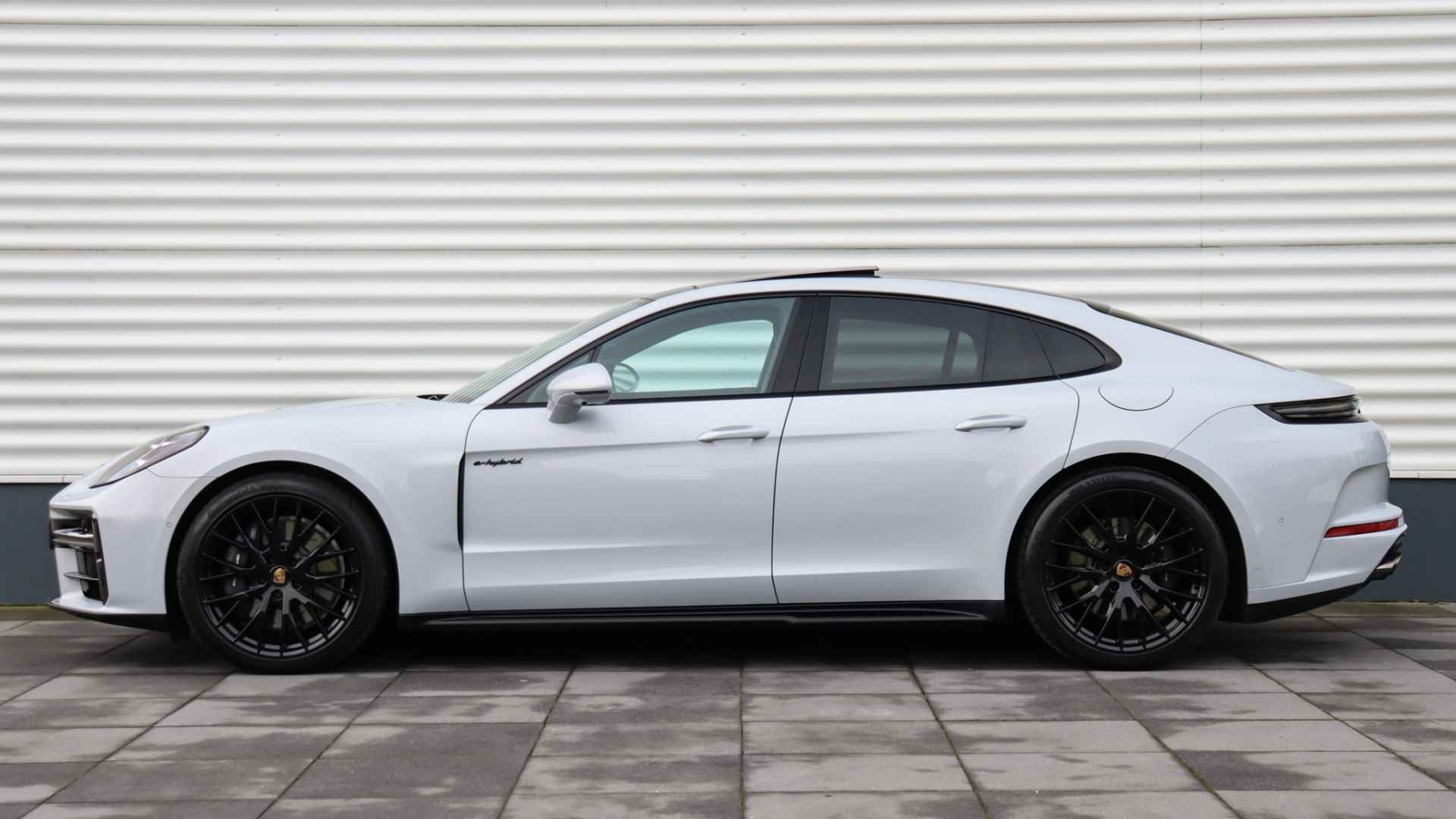 Porsche Panamera 2.9 4 E-Hybrid SportDesign | Burmester 3D | Soft-Close | InnoDrive | Sportuitlaat | Panoramadak - 2/40