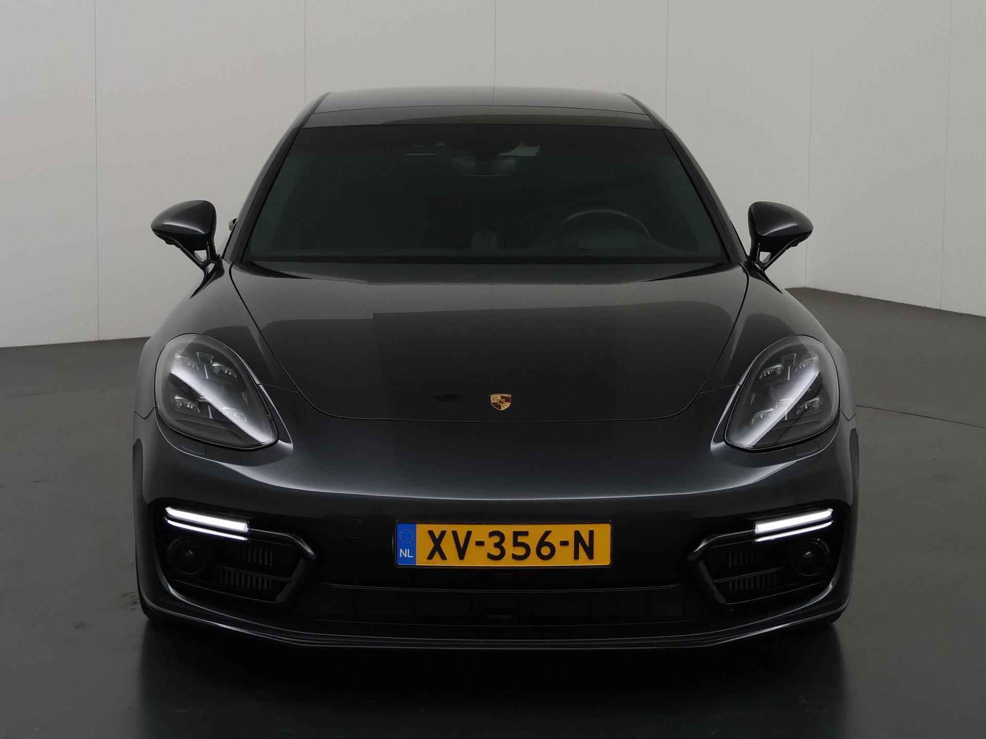 Porsche Panamera Sport Turismo GTS | NL Auto | Sport-Chrono Pakket | Sport-Uitlaatsysteem | HUD | Adaptieve Cruise | 21"Sport Design | PDLS+ | Panoramadak | Softclose | Bose Audio | - 4/49