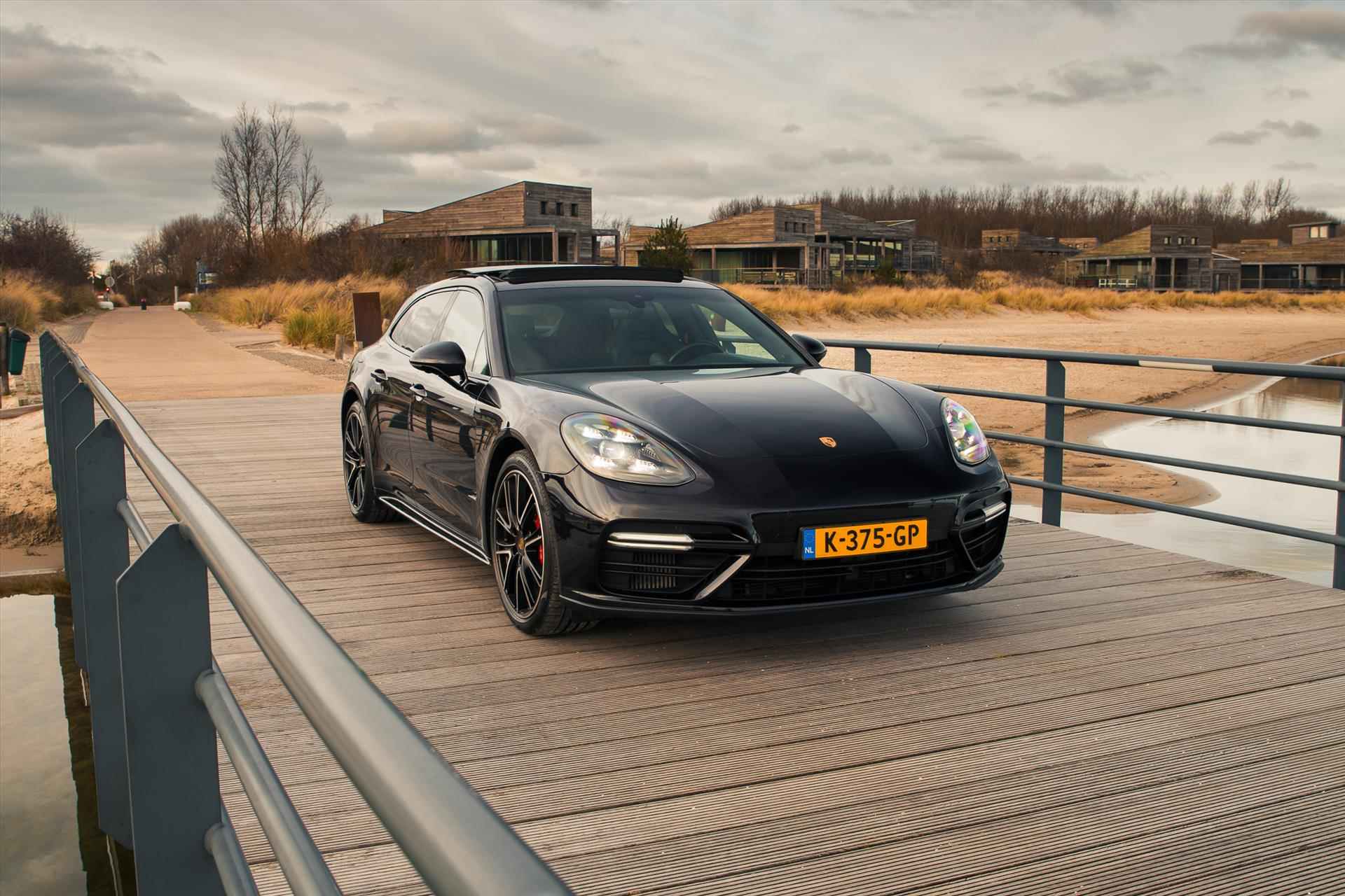 Porsche Panamera 4.0 V8 twin-turbo 550pk PDK Turbo Sport Turismo - 44/64