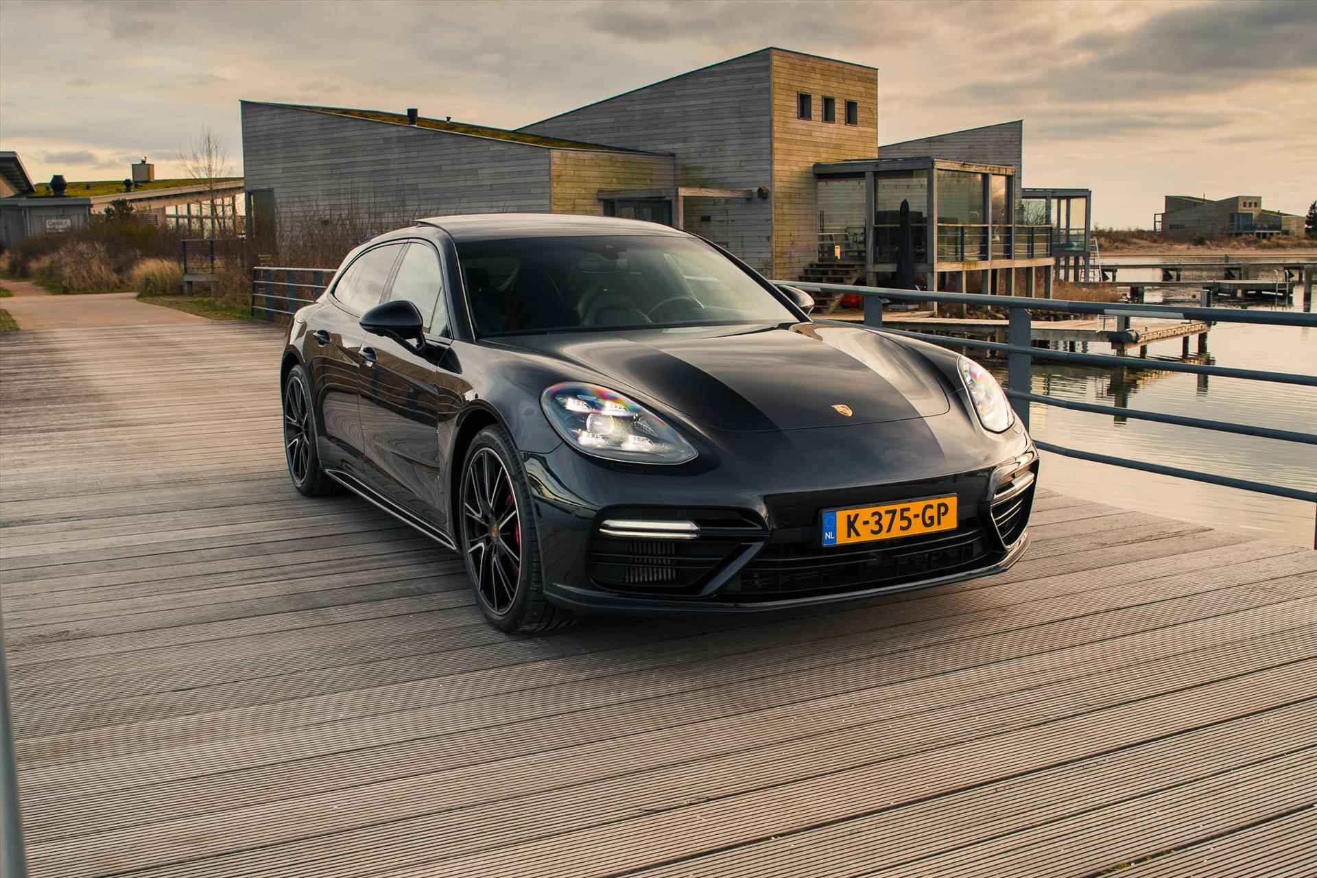 Porsche Panamera 4.0 V8 twin-turbo 550pk PDK Turbo Sport Turismo - 52/64