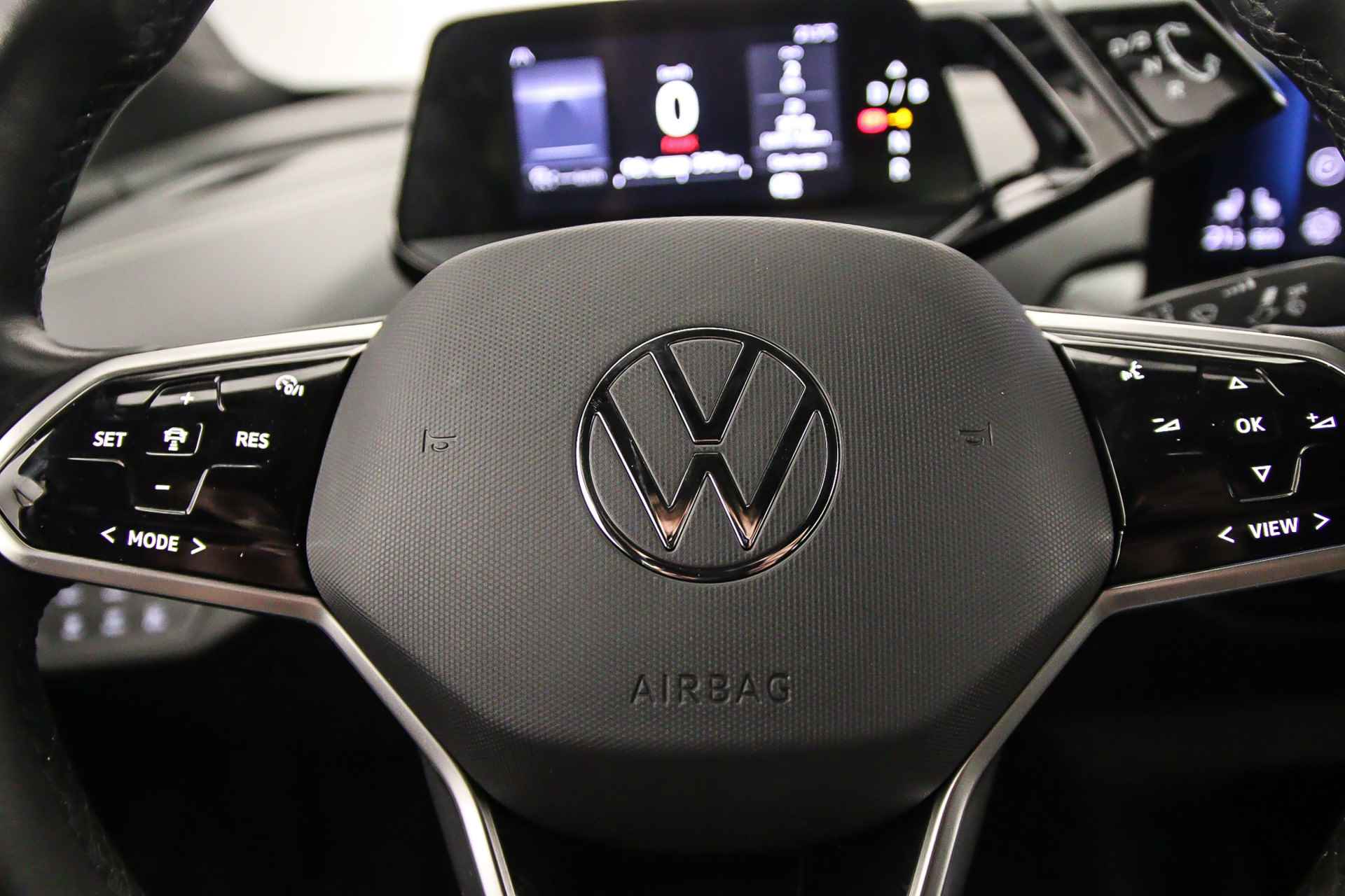 Volkswagen ID.5 Pro 204pk Automaat Adaptive cruise control, LED matrix koplampen, Navigatie, Parkeersensoren, Airco, DAB, Keyless start, Stoelverwarming, 20 inch velgen - 16/71