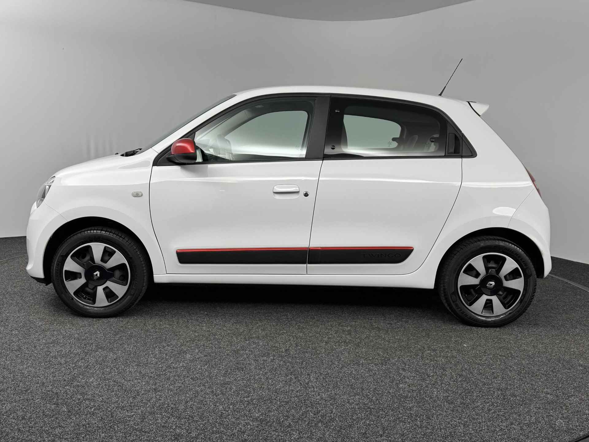 Renault Twingo 1.0 SCe Collection  | Airco | Bluetooth | Parkeersensoren | - 12/41