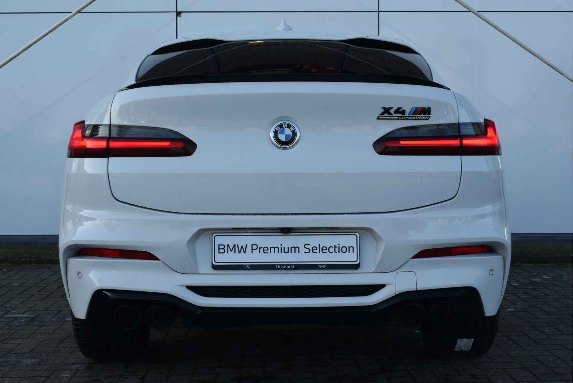 BMW X4 M Competition Automaat / M Sportstoelen / Stoelverwarming / Harman Kardon / Gesture Control / Head-Up / Parking Assistant Plus / Adaptieve LED / Verwarmd stuurwiel - 9/39