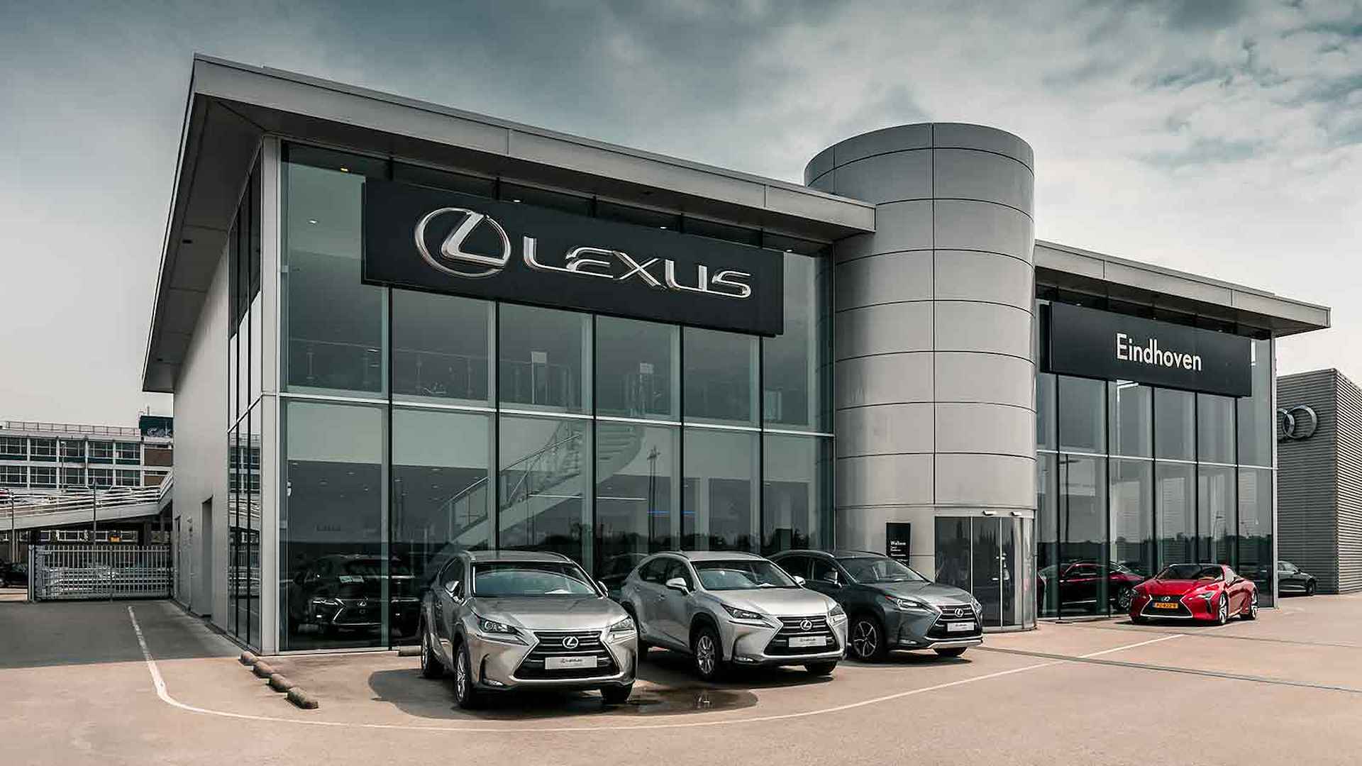 Lexus RZ 450e President Line 71 kWh | Demo | Elektric | Dimbaar Panoramadak | Bi-Tone Kleur | Mark Levinson | - 37/37