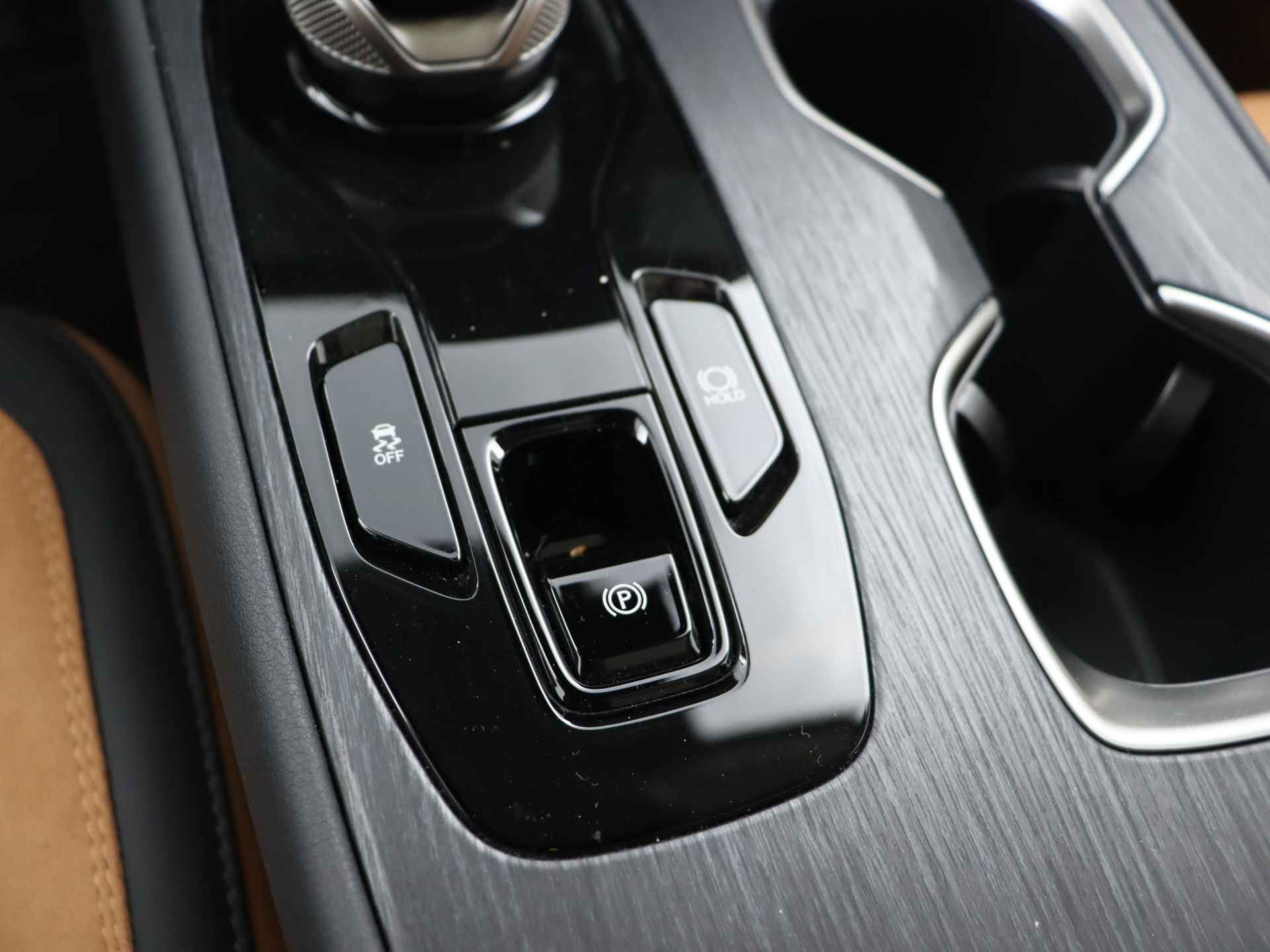 Lexus RZ 450e President Line 71 kWh | Demo | Elektric | Dimbaar Panoramadak | Bi-Tone Kleur | Mark Levinson | - 26/37