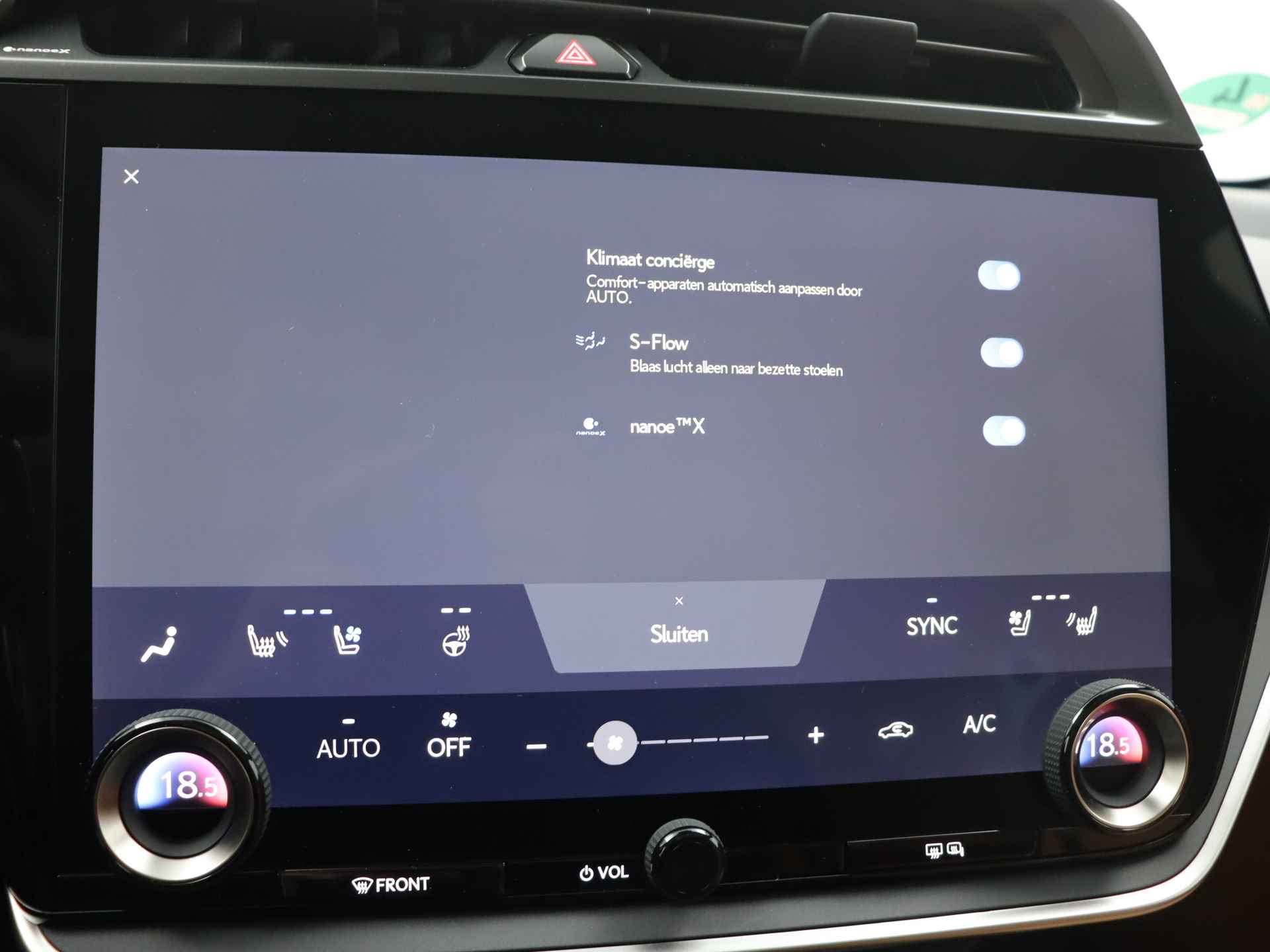 Lexus RZ 450e President Line 71 kWh | Demo | Elektric | Dimbaar Panoramadak | Bi-Tone Kleur | Mark Levinson | - 32/37