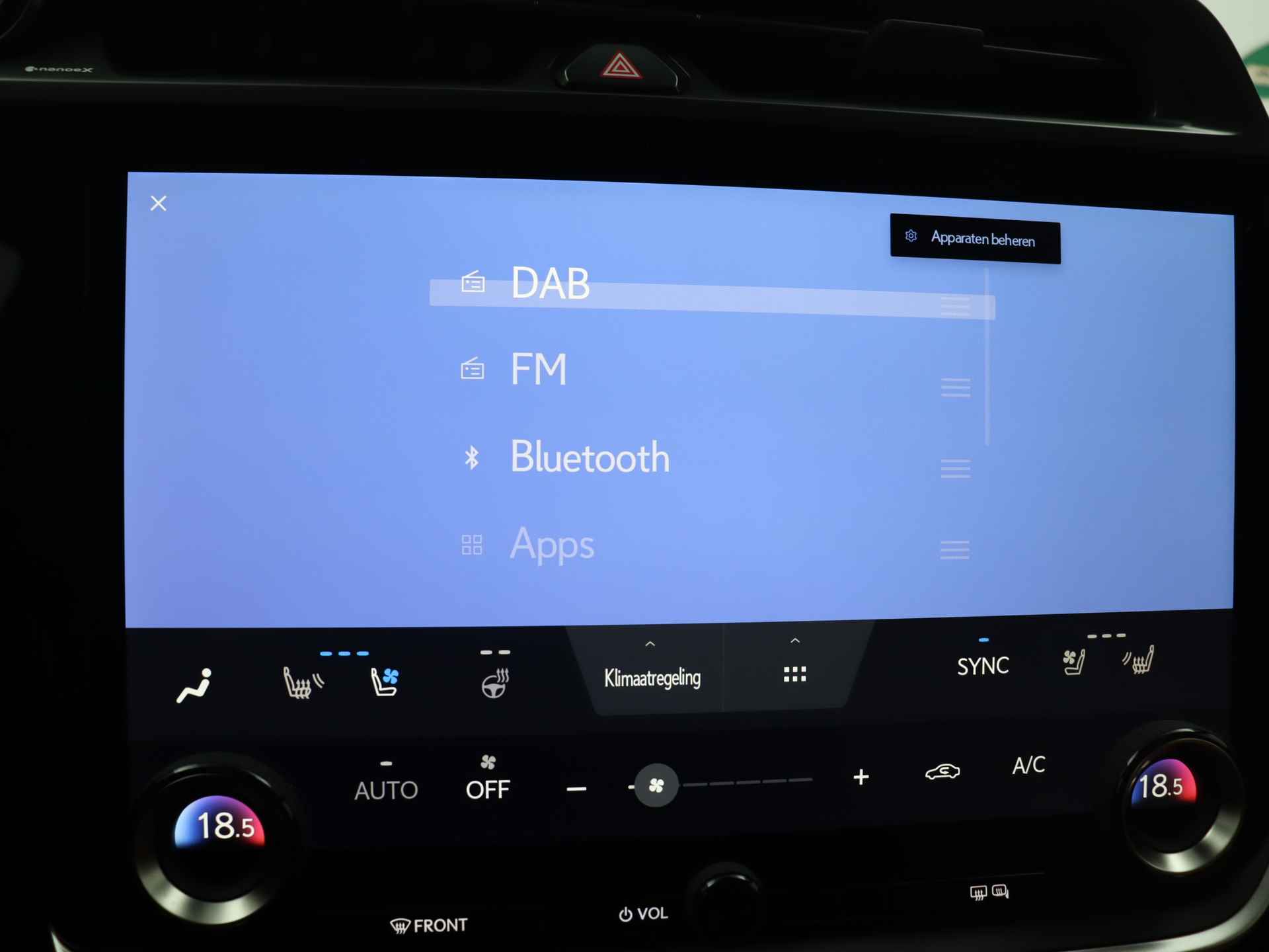 Lexus RZ 450e President Line 71 kWh | Demo | Elektric | Dimbaar Panoramadak | Bi-Tone Kleur | Mark Levinson | - 35/37