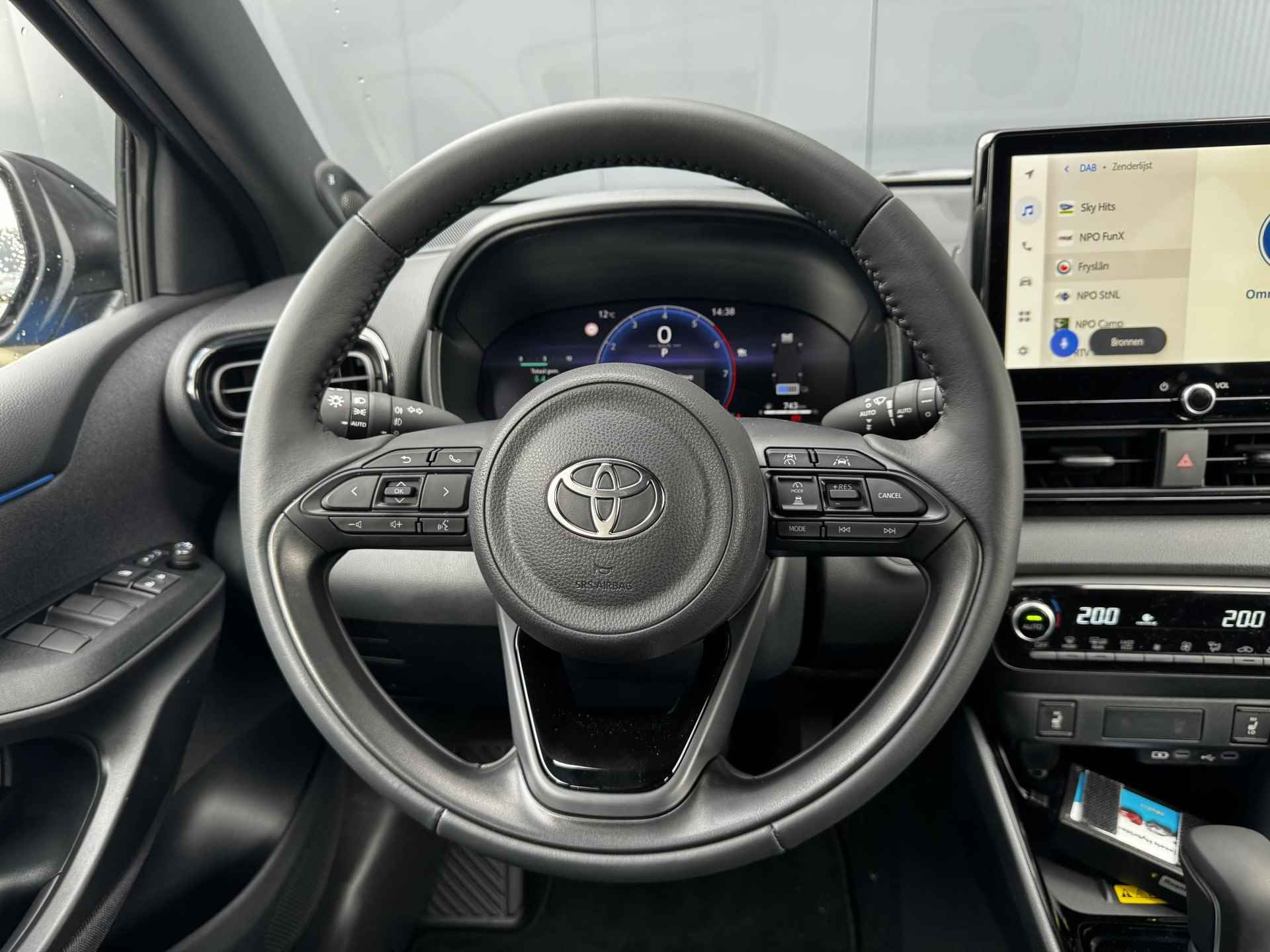 Toyota Yaris Hybrid 130 Launch Edition - 10/45