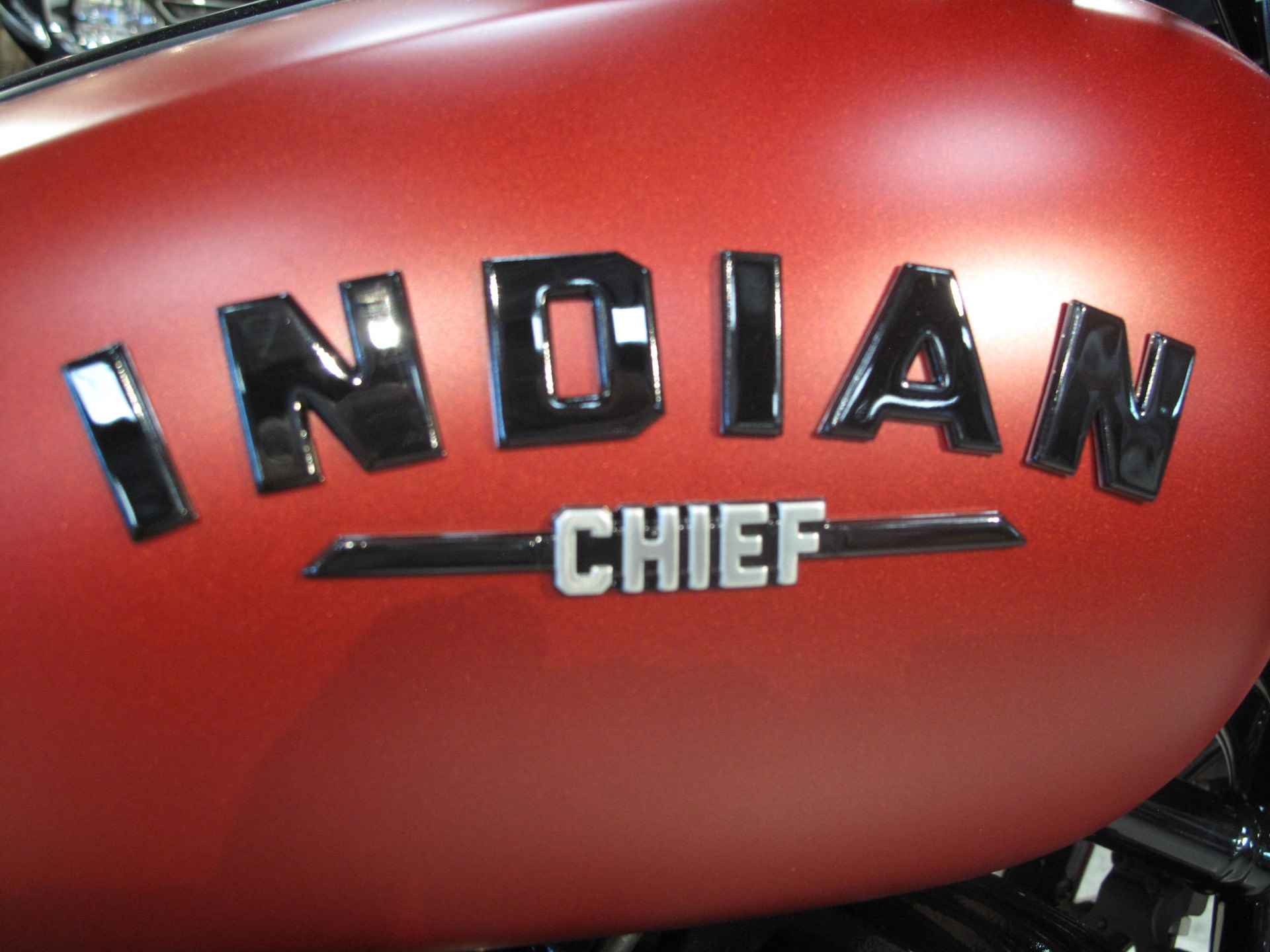 Indian Sport Chief Official Indian Motorcycle Dealer - 10/15