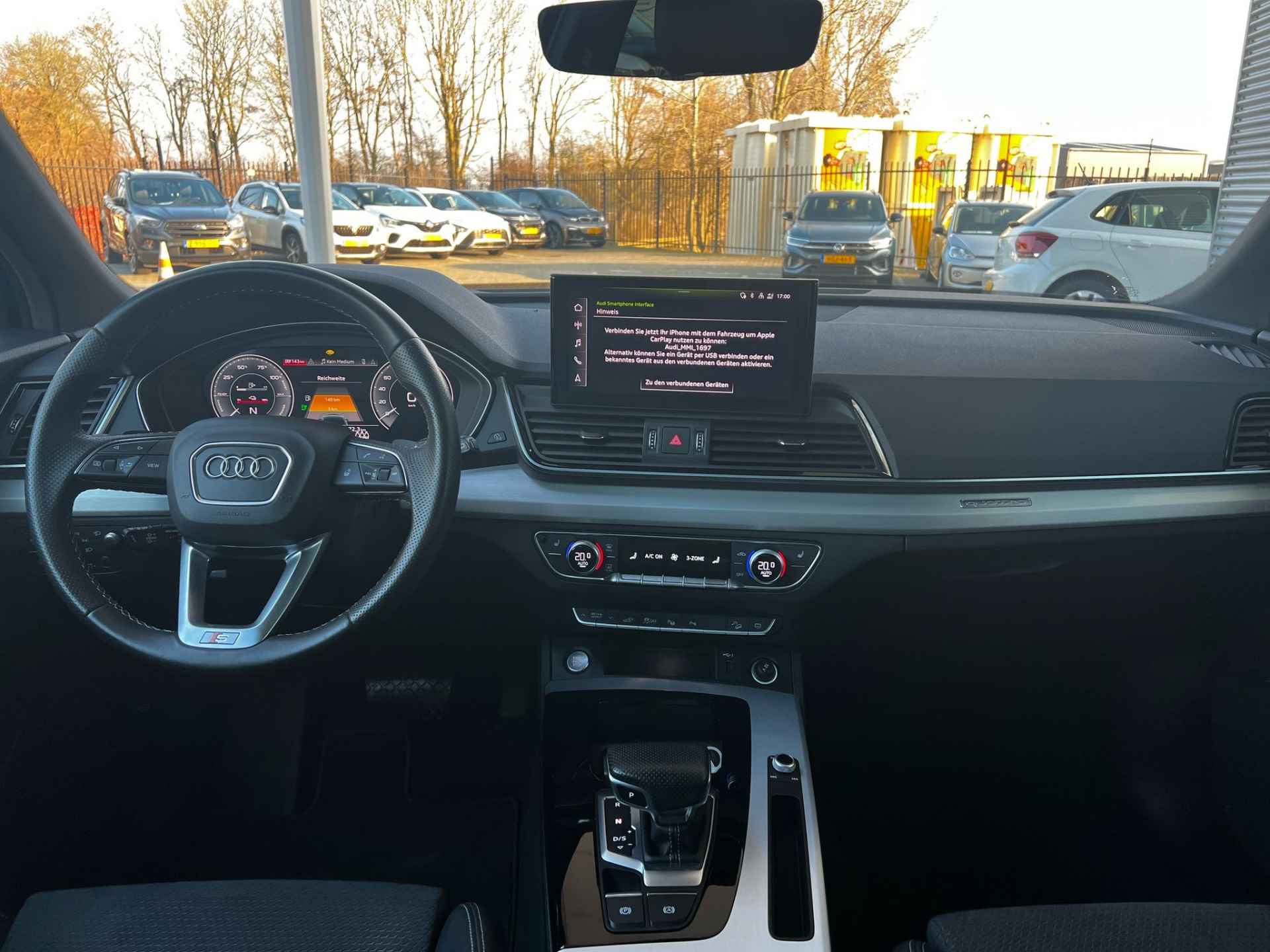 Audi Q5 55 TFSI e S edition / Panorama dak / 20 Inch / zwenkbare haak / Matrix Led / Virtual Cockpit / Optiek Zwart / Achterklep elekt. - 18/34