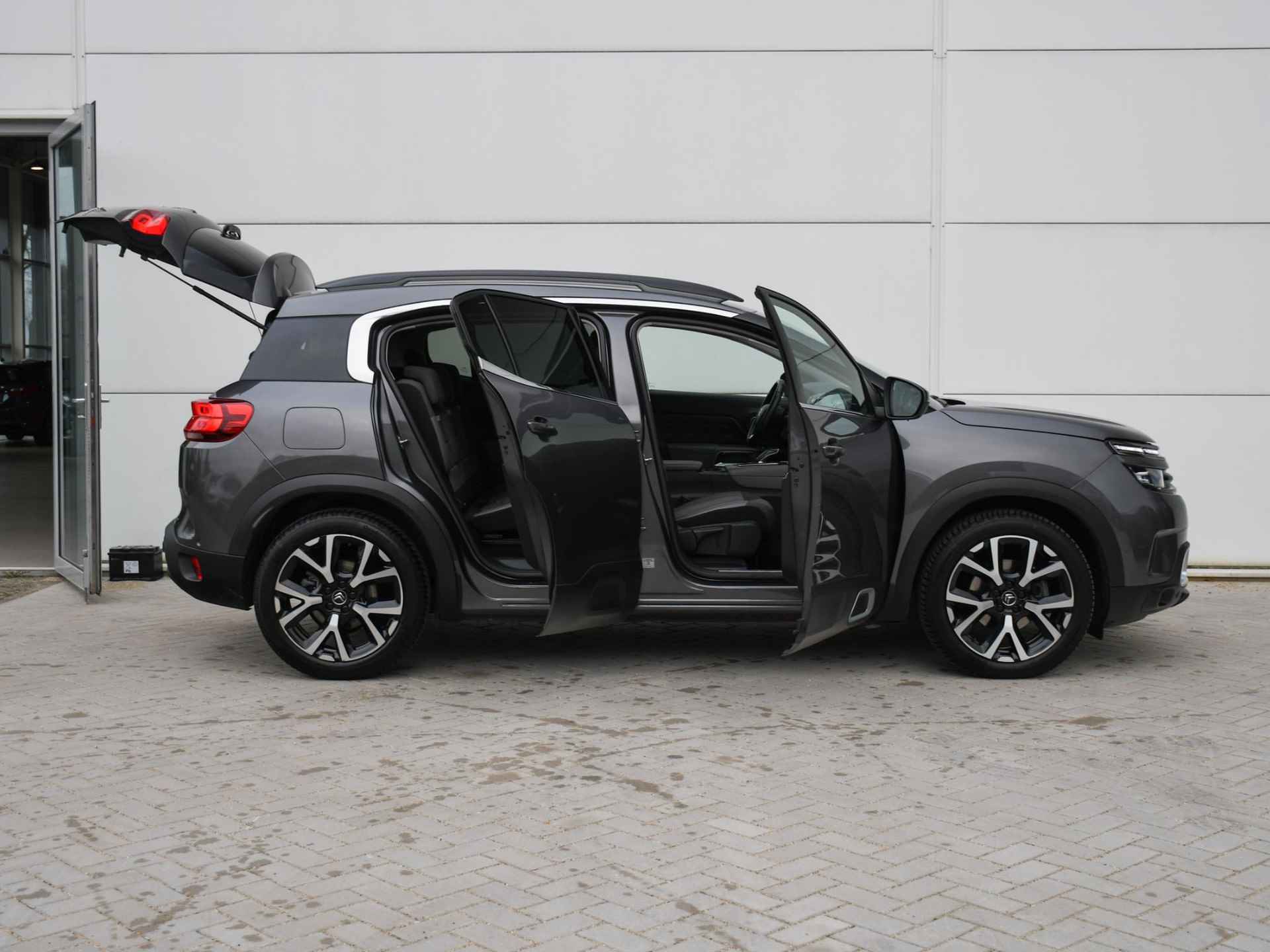 Citroen C5 Aircross Shine 1.6 PureTech 180pk Automaat PDC + CAM. | TREKHAAK | CRUISE.C | DODE HOEK | HALF-LEDER | 19''LM | DAB - 33/36