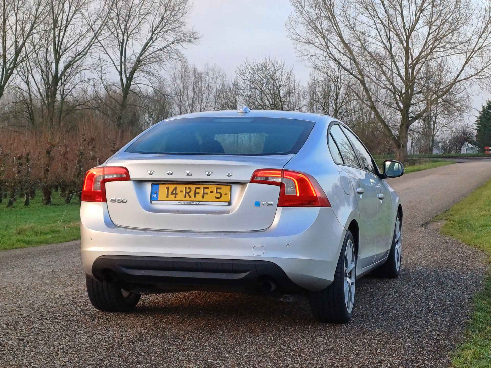 Volvo S60 1.6 T3 Kinetic /Nieuwstaat !/1 Eigenaar !/Dealer onderhouden !/ - 8/47