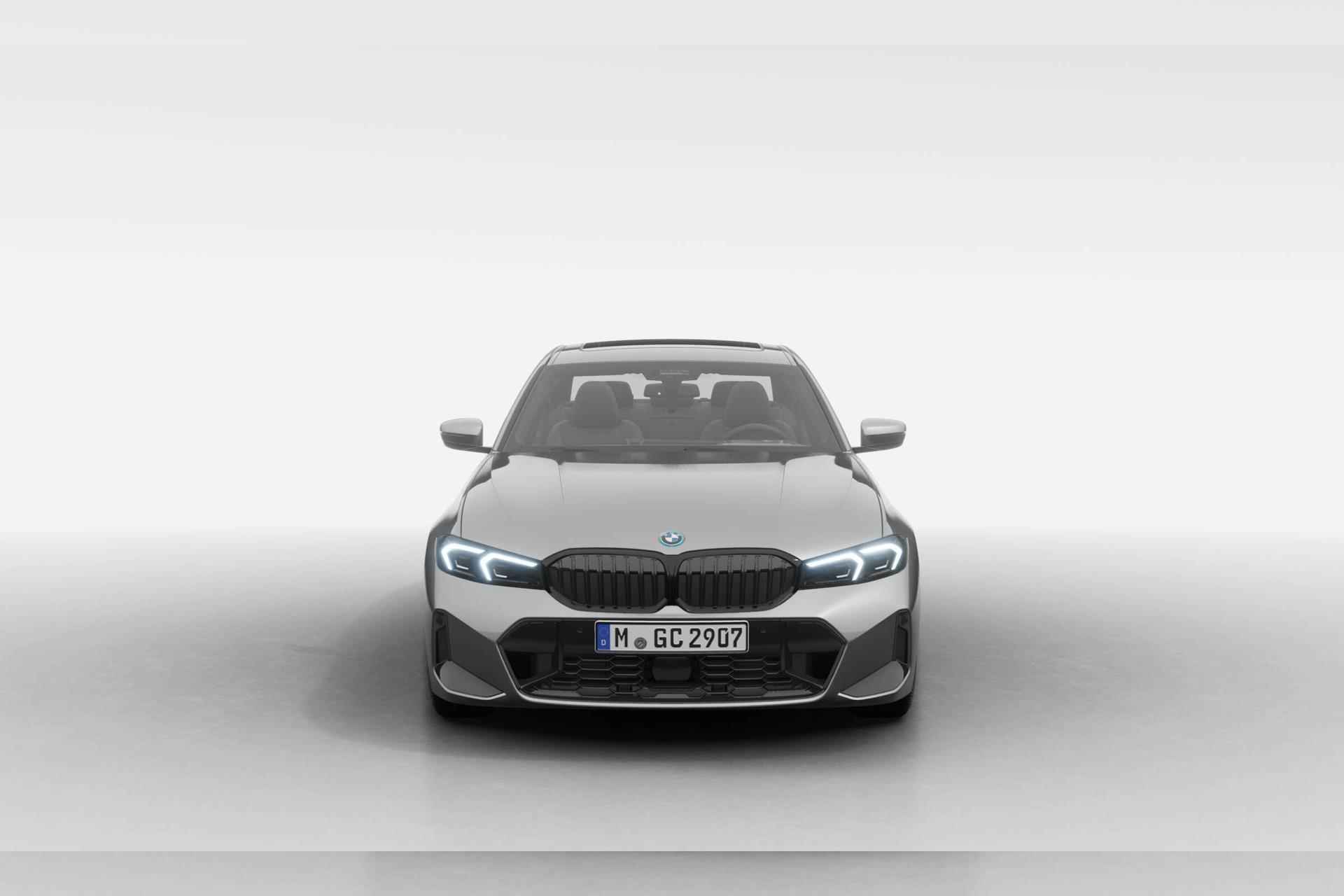 BMW 3 Serie Sedan 330e Model M Sport | Innovation Pack - 3/20