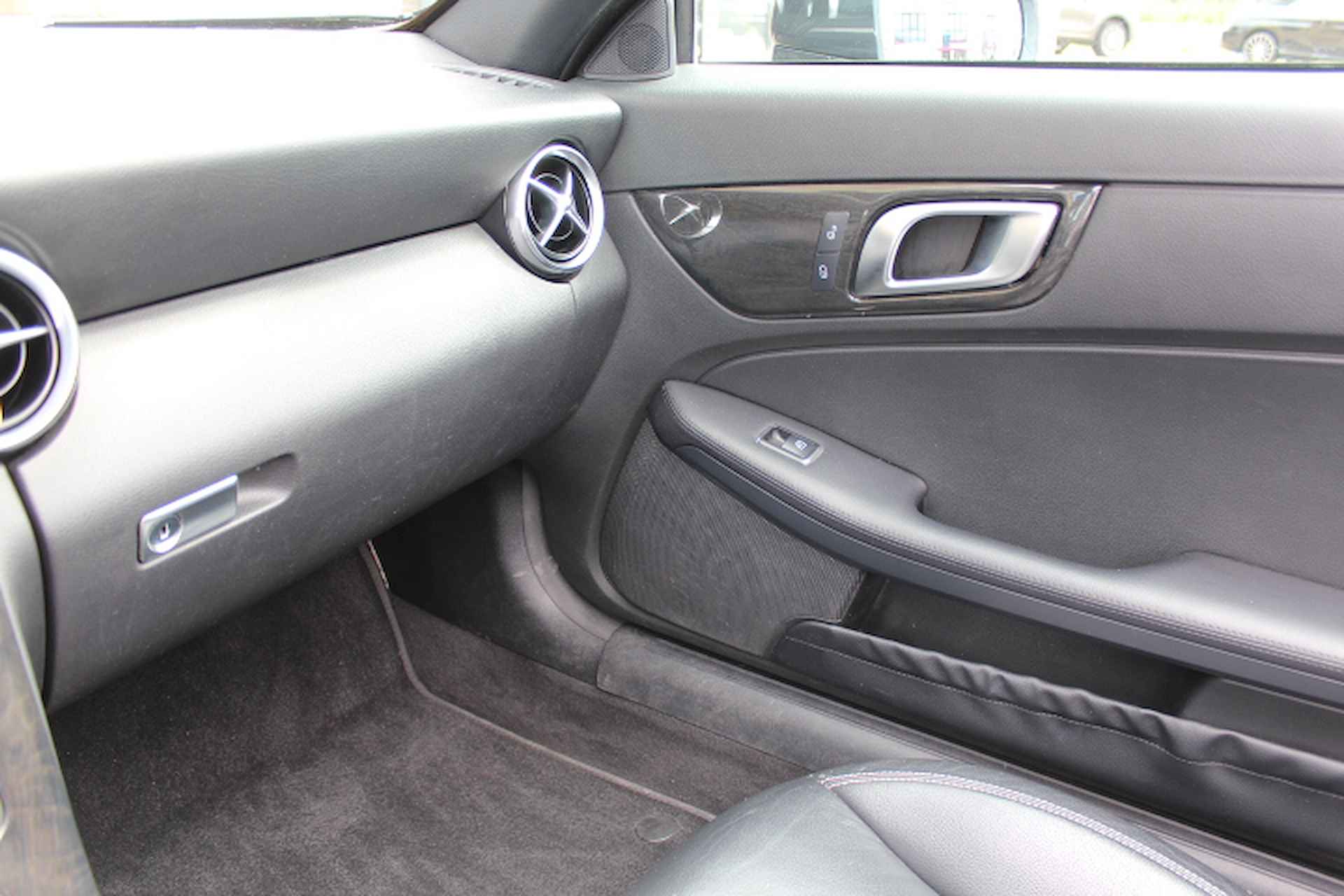 Mercedes-Benz SLK 200 Automaat-AIRSCARF-NAVIGATIE-LEDER-PTS-STOELVERWAMING - 15/23