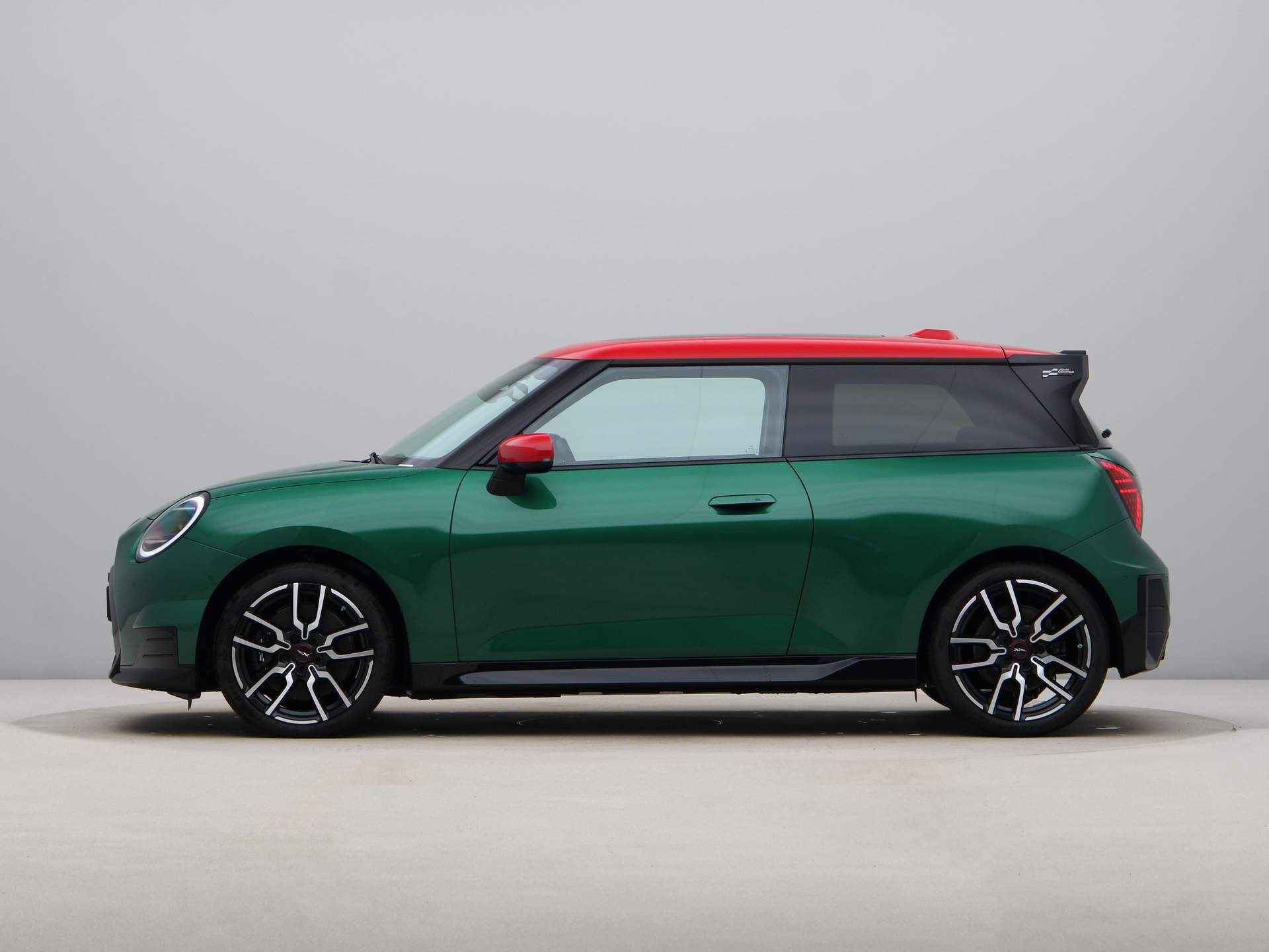 MINI Cooper E John Cooper Works Pakket M PRIVATE LEASE EUR 495,- (48 mnd/10.000 km) - 13/23