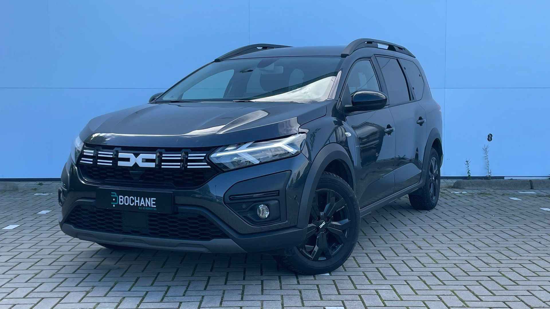 Dacia Jogger 1.0 TCe 110 Extreme 7p. Navigatie / Climate Control / Lichtmetalen Velgen / Parkeersensoren V+A+Camera / DAB / LED / Hill Holt System / Cruise Control - 26/37