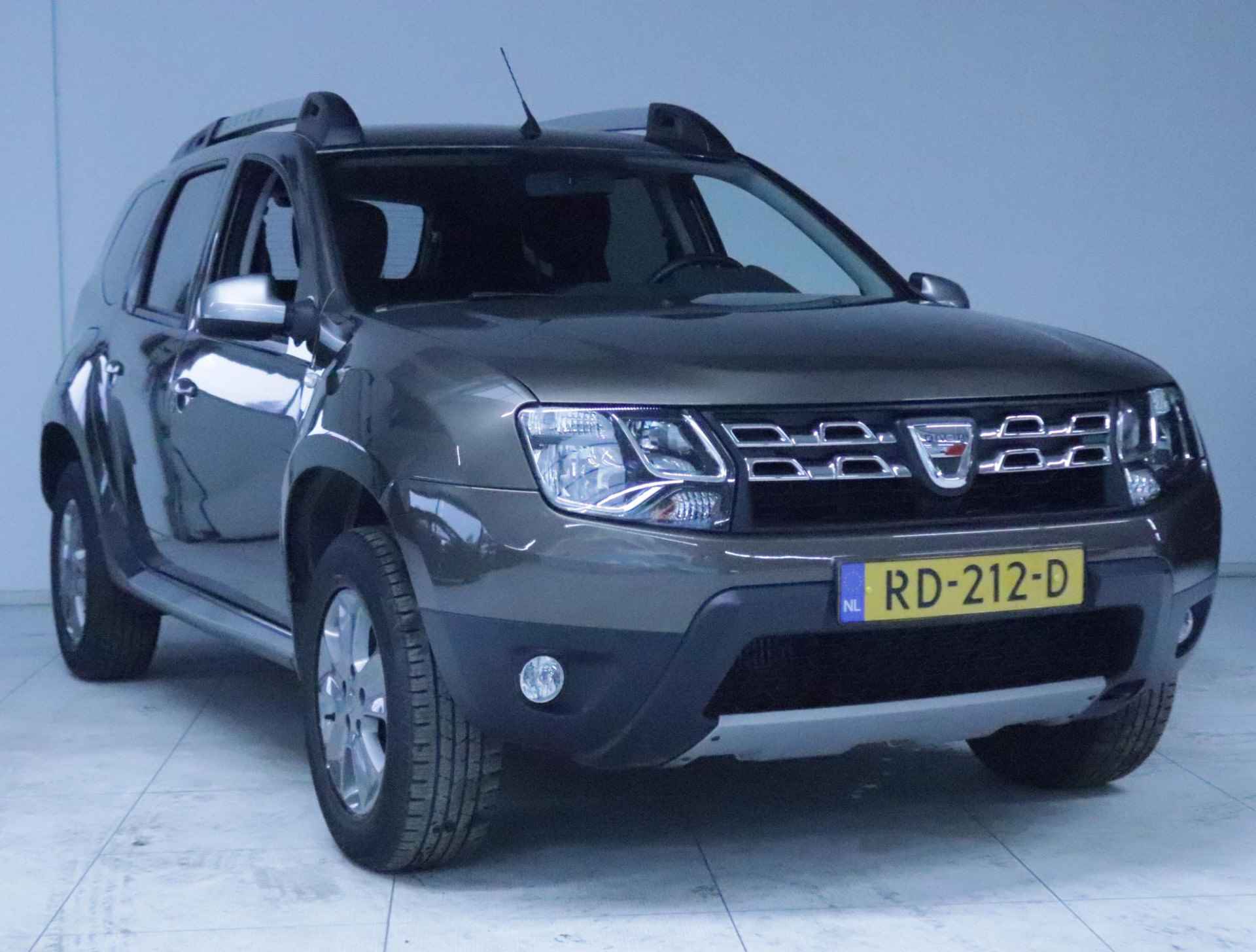 Dacia Duster 1.2 TCe 125 Lauréate Airco/Navi/Trekhaak - 8/21