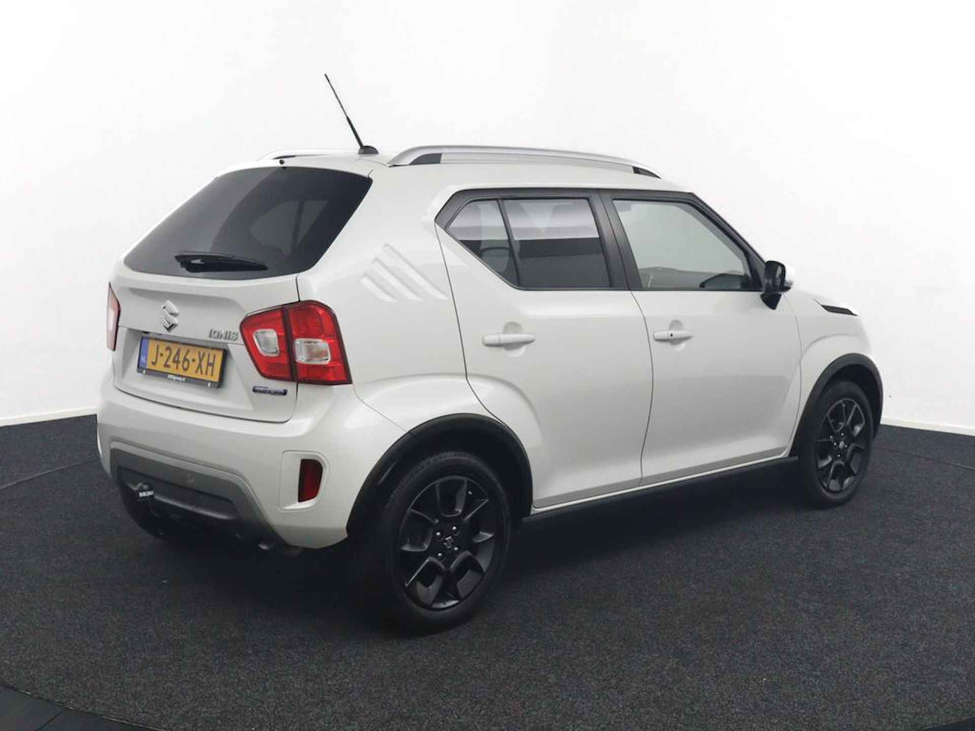 Suzuki Ignis 1.2 Smart Hybrid Style Automaat | Trekhaak | Navigatie | Cruise Control | Stoelverwarming | Keyless Entry | - 3/44