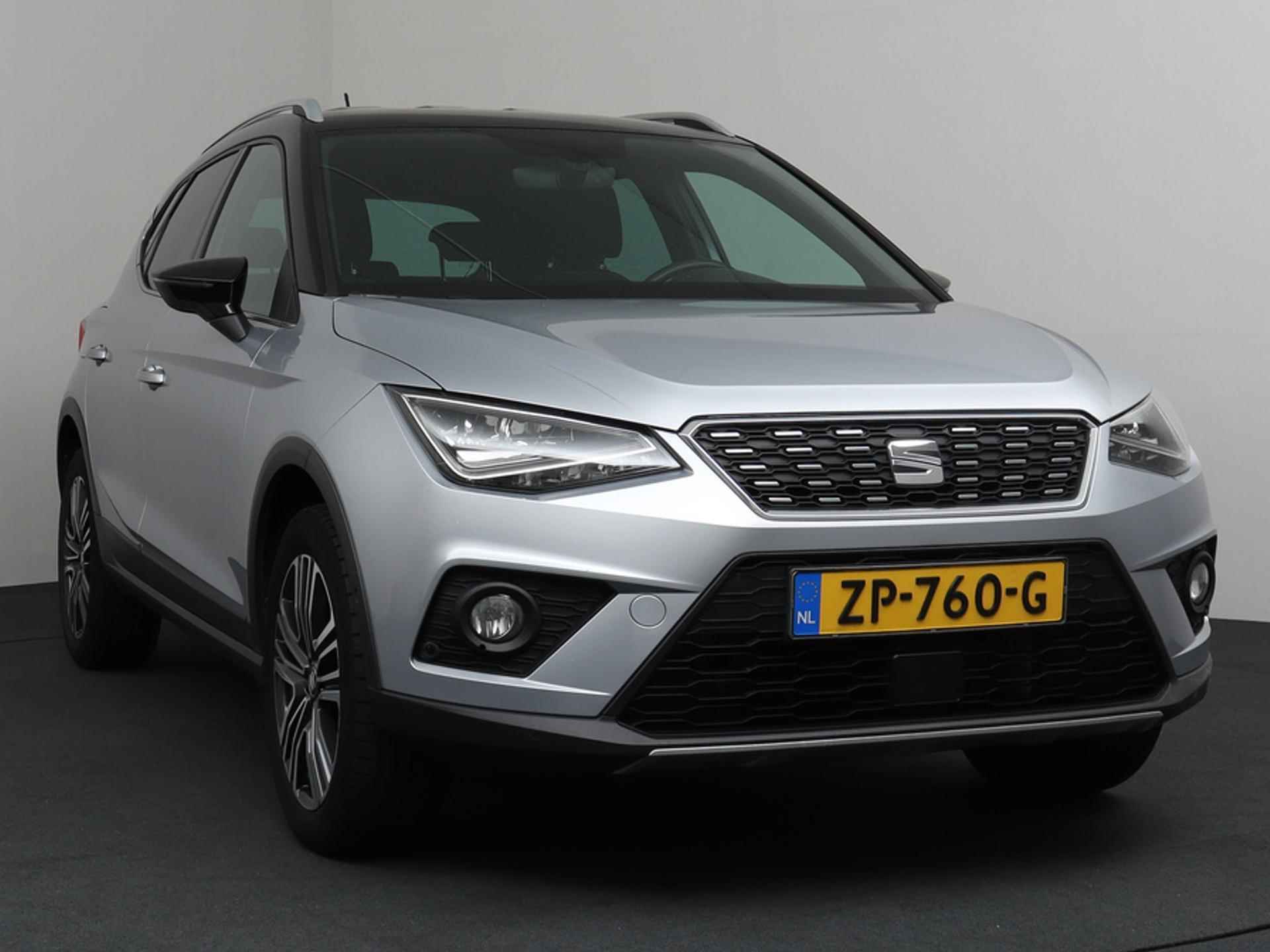 SEAT Arona 1.0 TSI Xcellence Business Intense Automaat | LED-verlichting | ACC | Zwart Dak! - 24/33